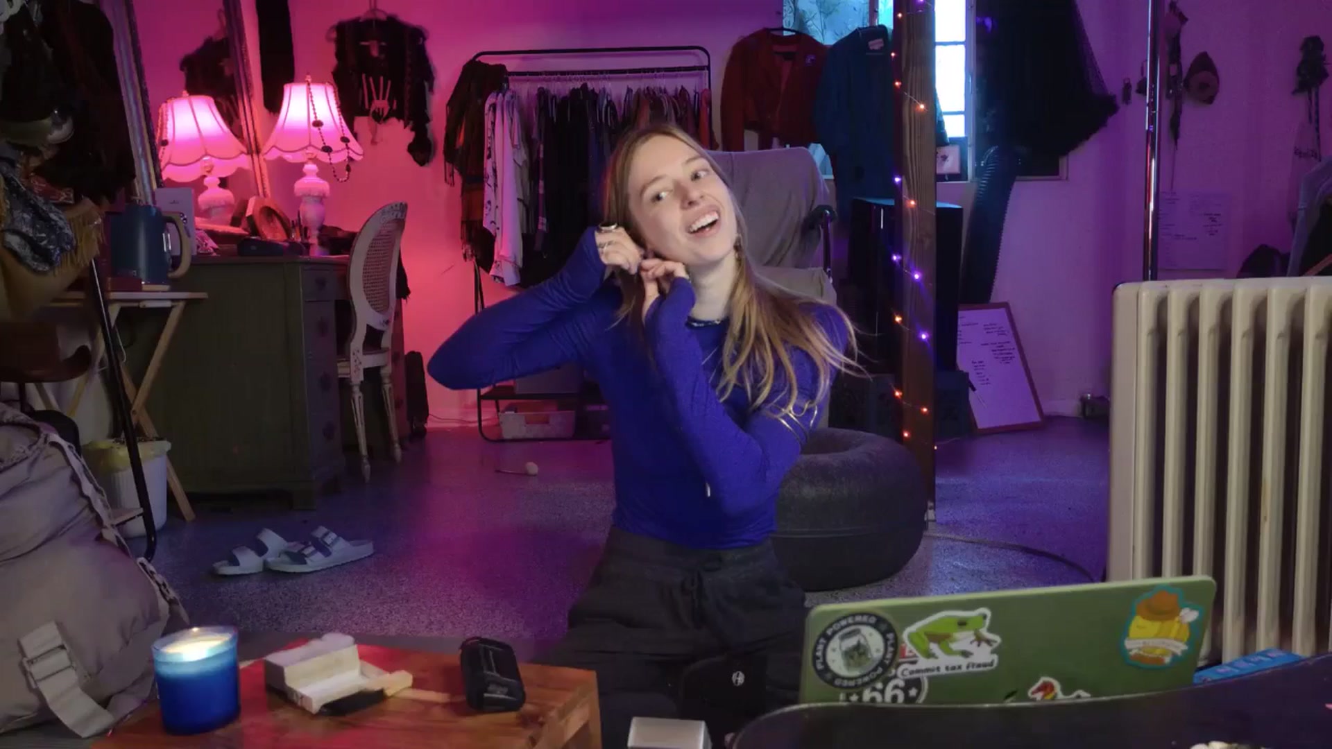 Gallery image thumbnail from ellispierce's myfreecams stream on, 01/10/2026, 15:31 image 4 of 20