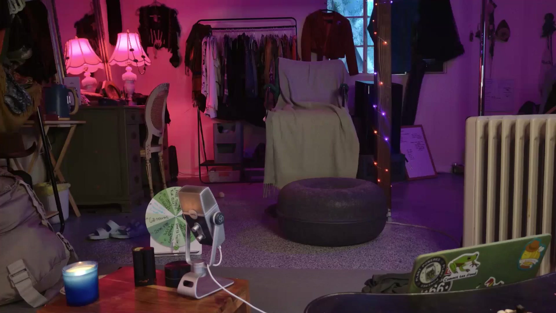 Gallery image thumbnail from ellispierce's myfreecams stream on, 01/10/2026, 16:41 image 10 of 20