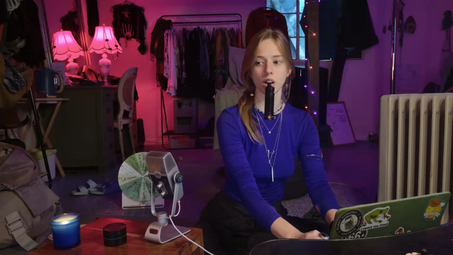 Gallery image thumbnail from ellispierce's myfreecams stream on, 01/10/2026, 16:41 image 16 of 20