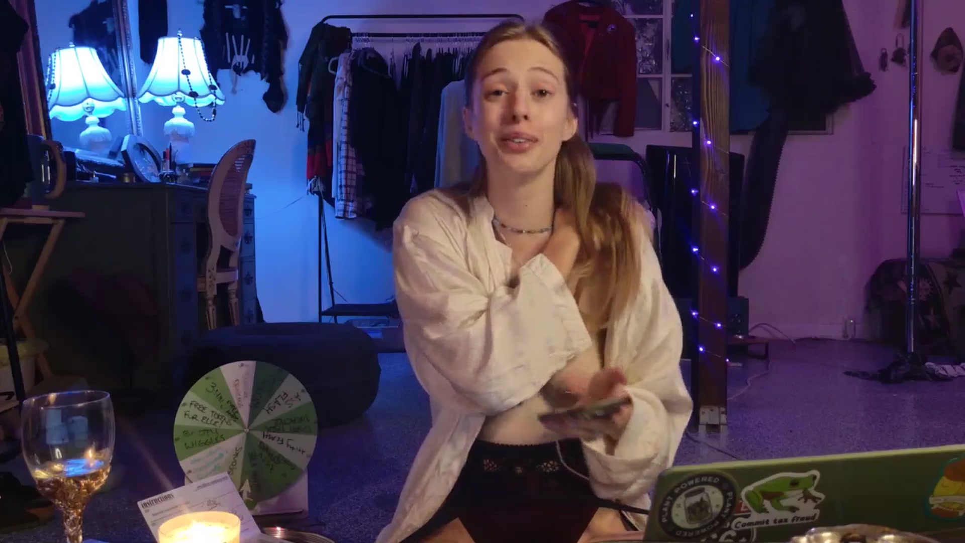 Gallery image thumbnail from ellispierce's myfreecams stream on, 01/20/2026, 08:32 image 5 of 20