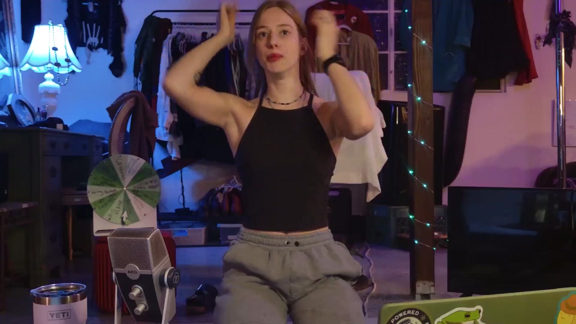 Gallery image thumbnail from ellispierce's myfreecams stream on, 01/27/2026, 08:16 image 12 of 20