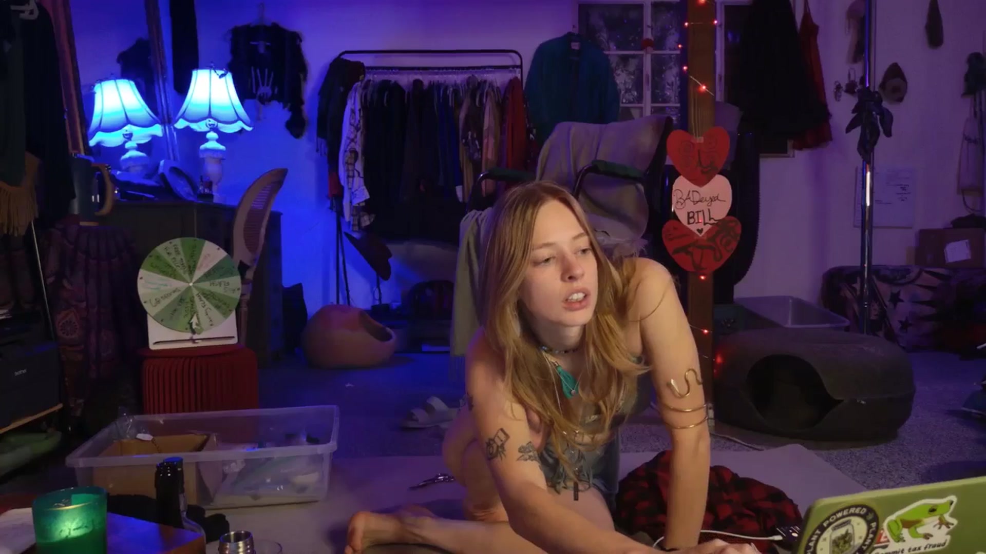 Gallery image thumbnail from ellispierce's myfreecams stream on, 02/06/2026, 08:48 image 16 of 20