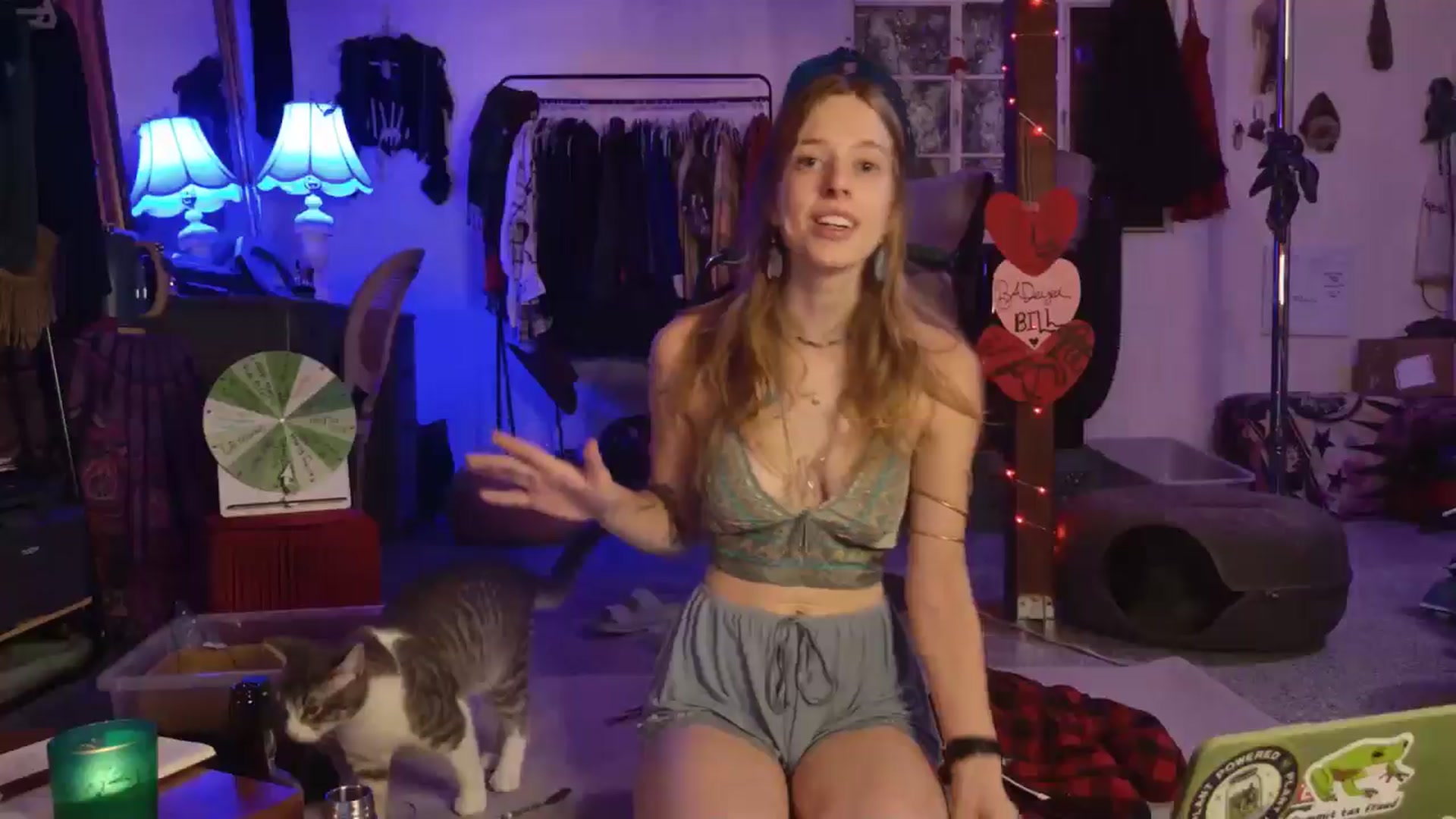 Gallery image thumbnail from ellispierce's myfreecams stream on, 02/06/2026, 08:48 image 4 of 20