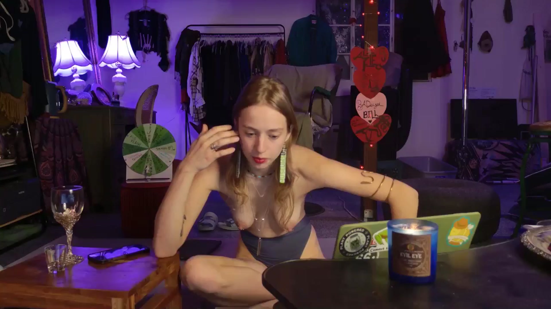 Gallery image thumbnail from ellispierce's myfreecams stream on, 02/07/2026, 10:15 image 4 of 20