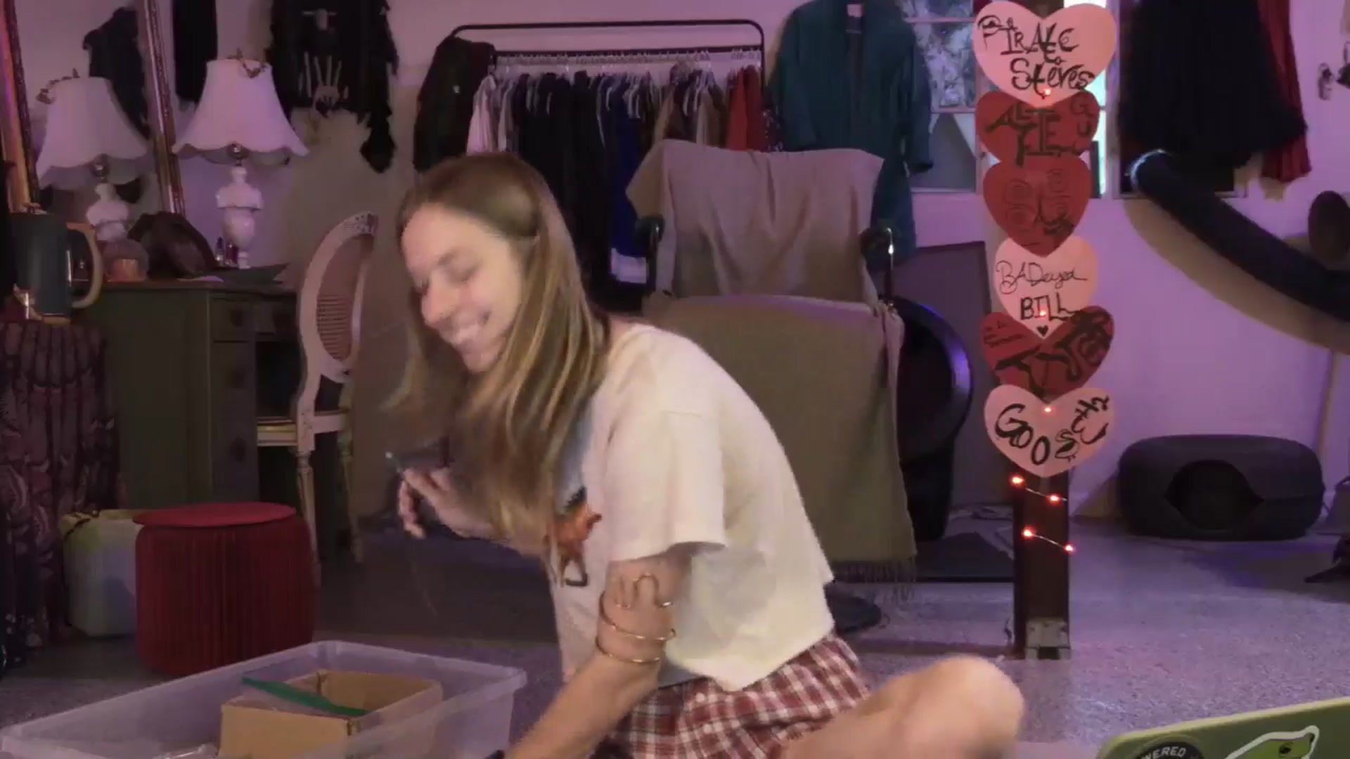 Gallery image thumbnail from ellispierce's myfreecams stream on, 02/13/2026, 02:03 image 11 of 20