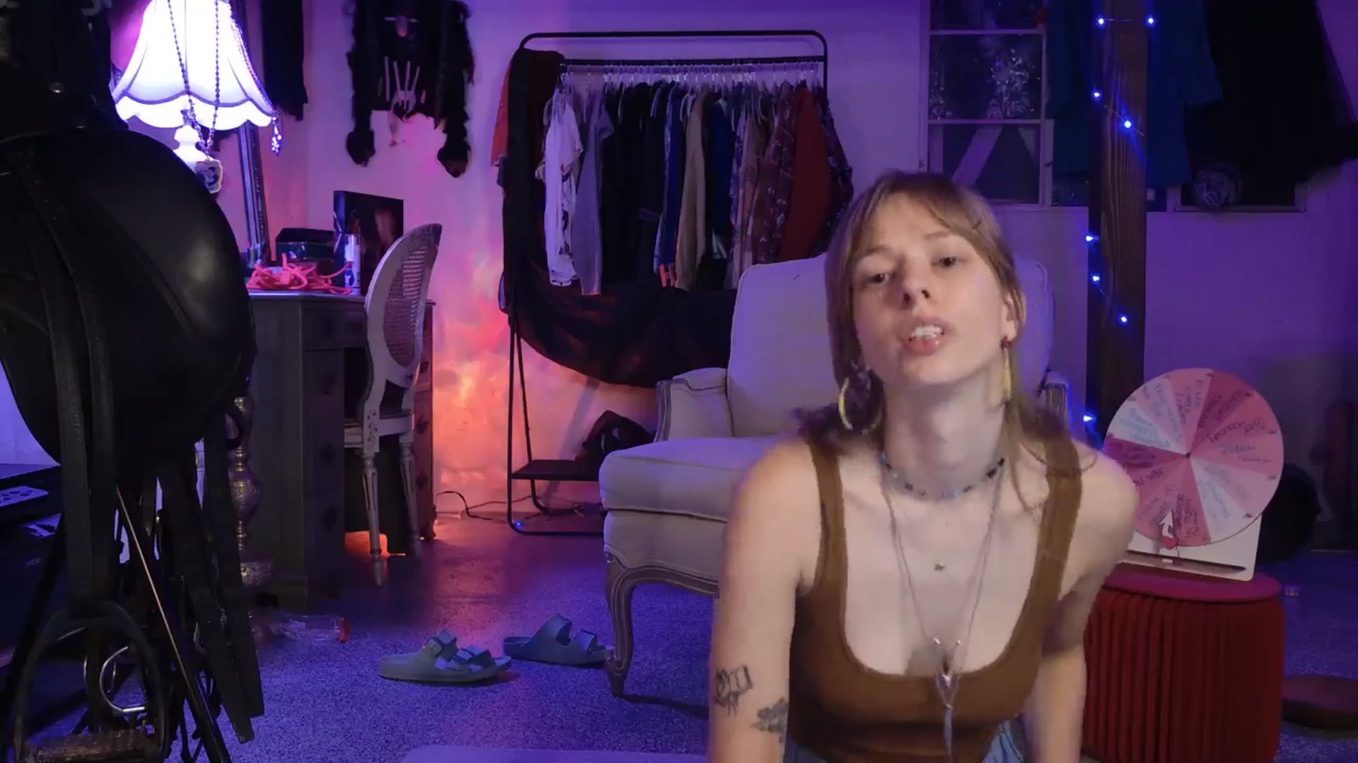 Gallery image thumbnail from ellispierce's myfreecams stream on, 03/14/2026, 08:21 image 17 of 20