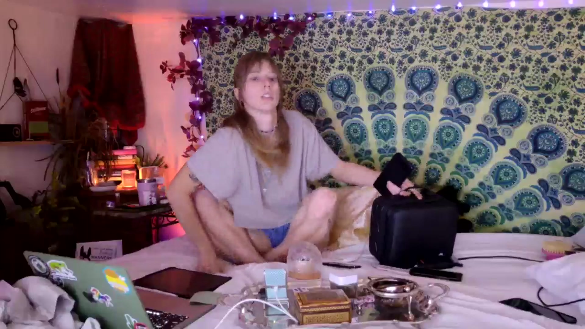 Gallery image thumbnail from ellispierce's myfreecams stream on, 03/23/2026, 10:30 image 17 of 20