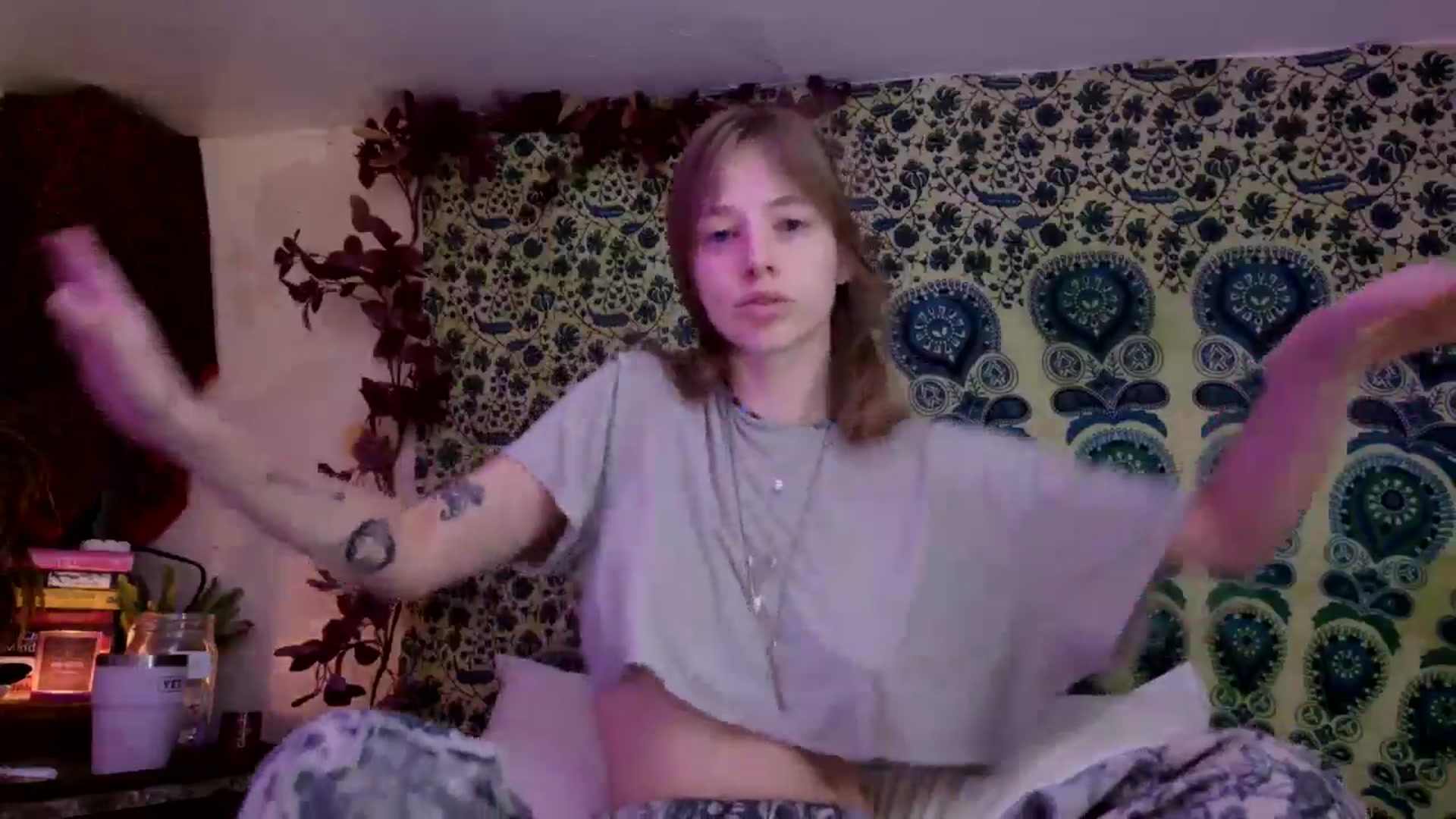 Gallery image thumbnail from ellispierce's myfreecams stream on, 03/23/2026, 10:30 image 4 of 20