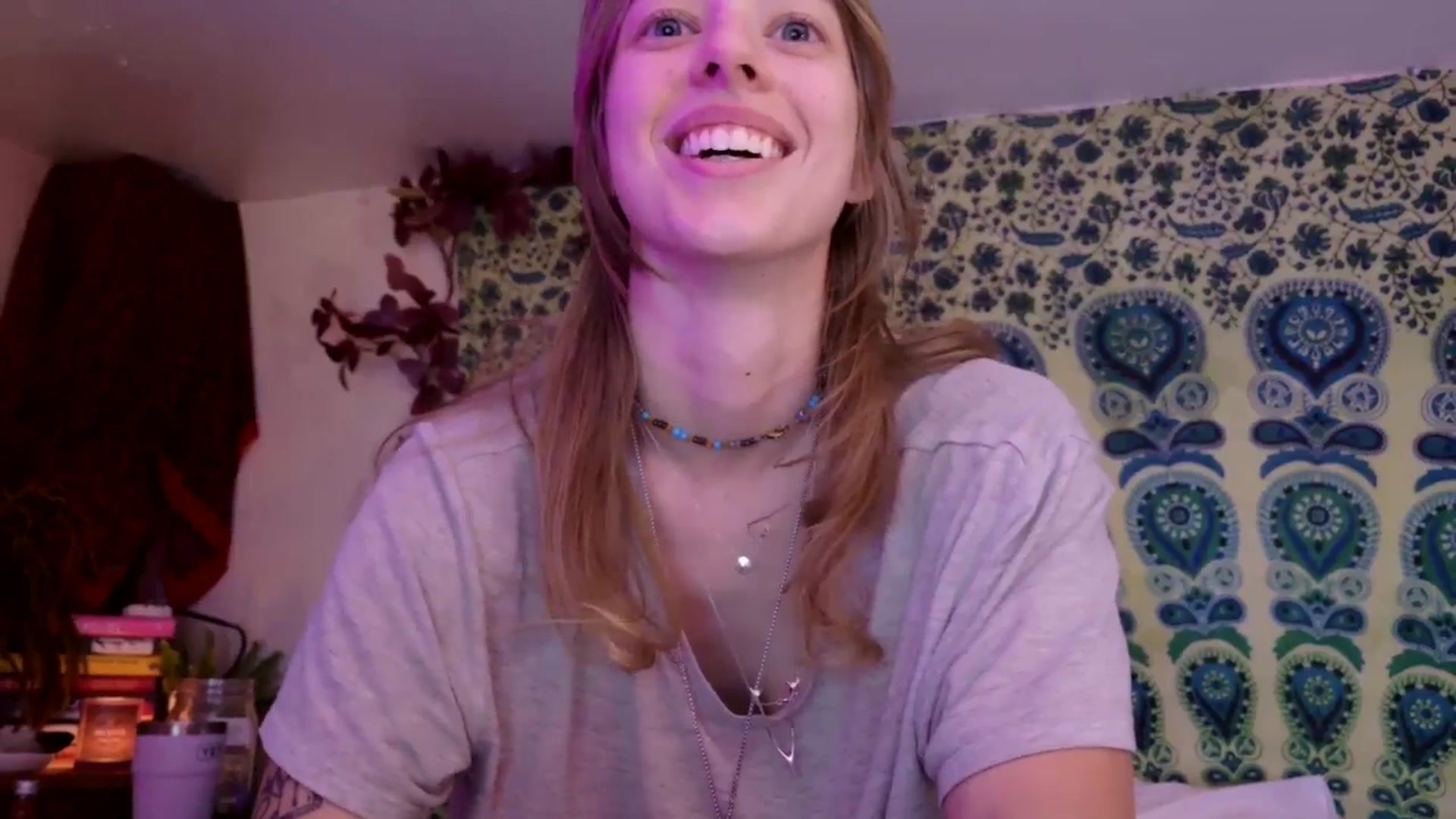 Gallery image thumbnail from ellispierce's myfreecams stream on, 03/23/2026, 10:30 image 5 of 20