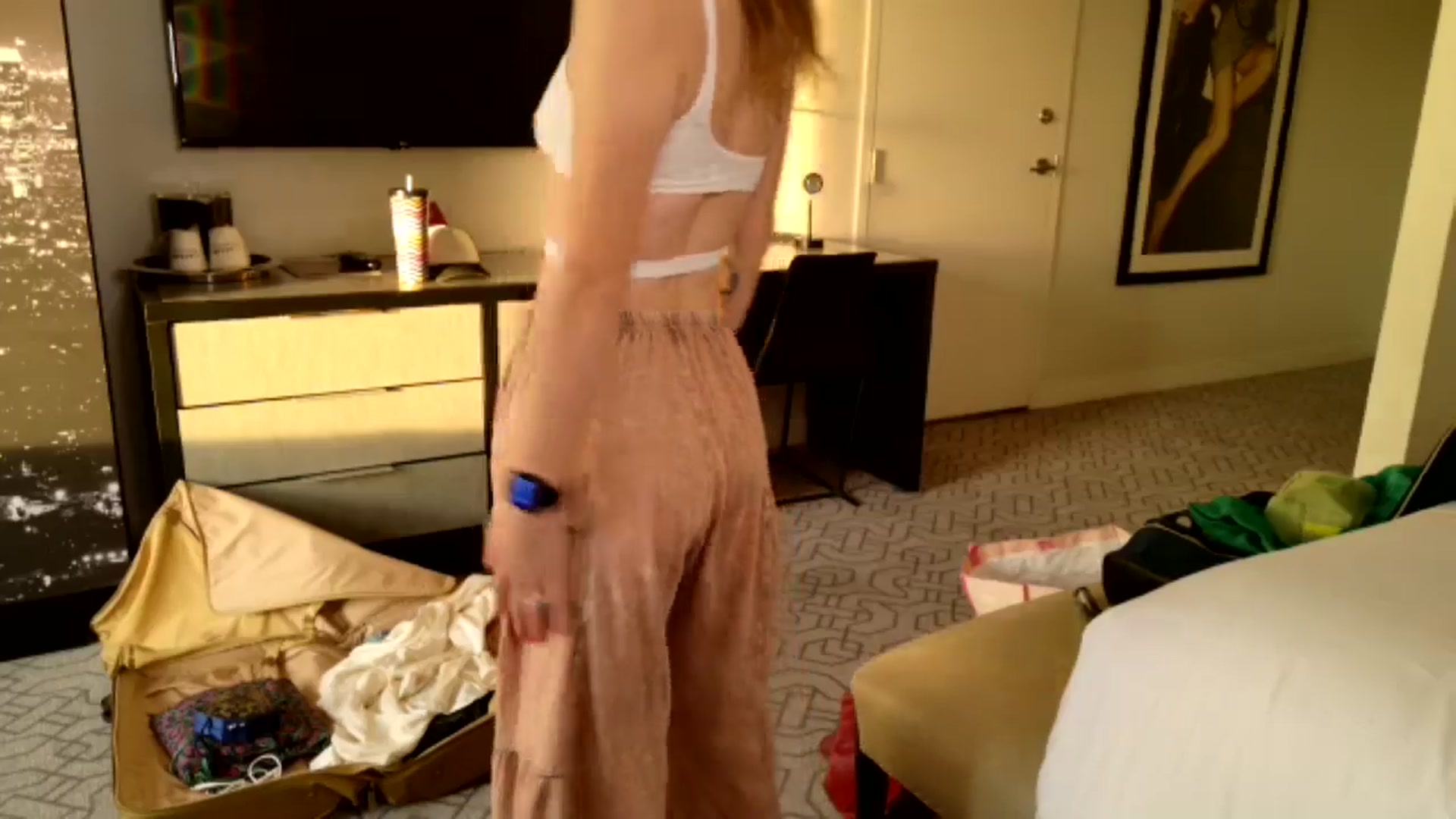 Gallery image thumbnail from ellispierce's myfreecams stream on, 03/28/2026, 14:35 image 12 of 20