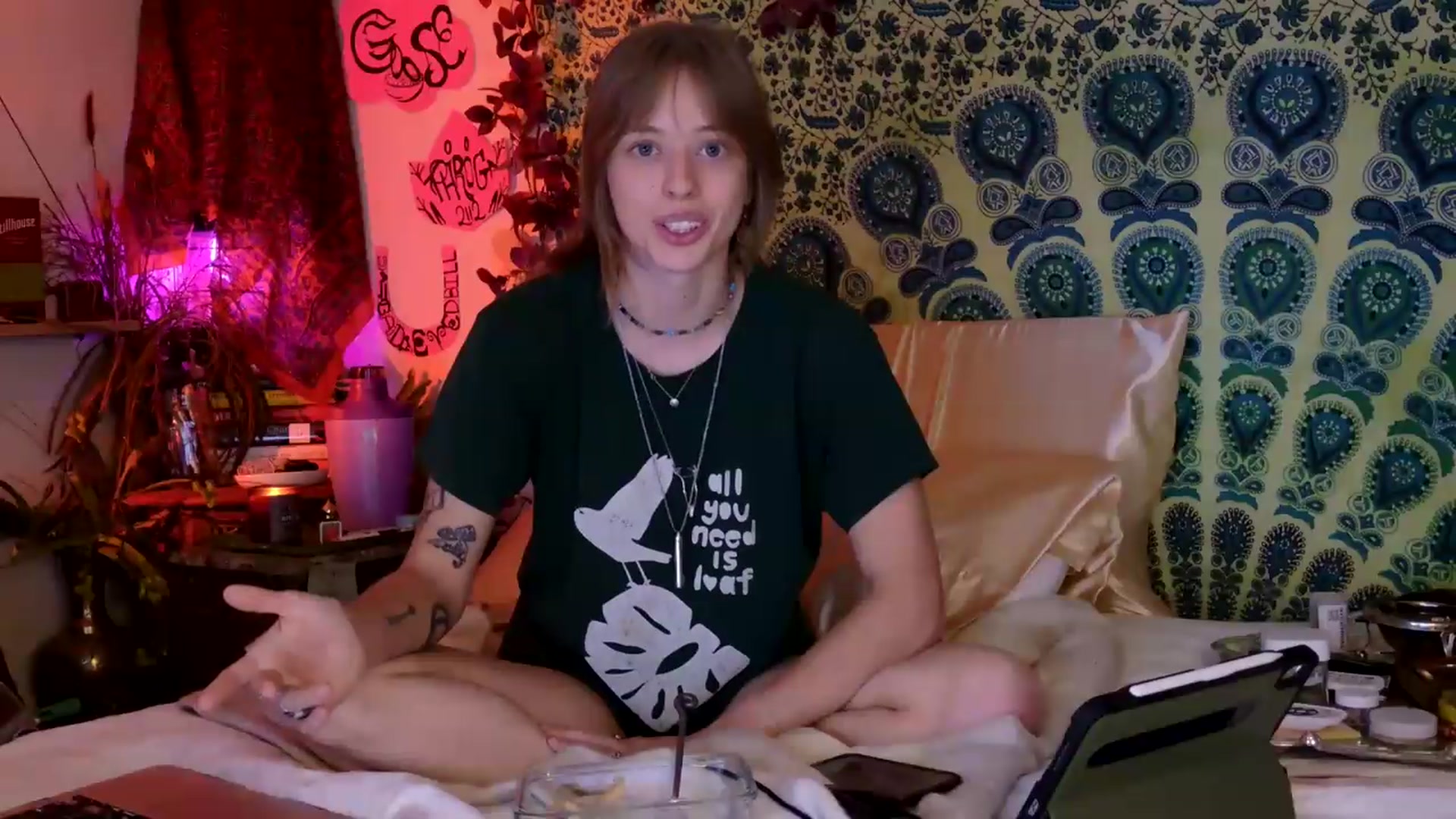 Gallery image thumbnail from ellispierce's myfreecams stream on, 04/07/2026, 09:08 image 15 of 20