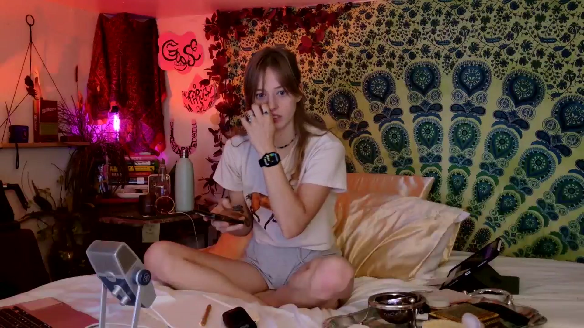 Gallery image thumbnail from ellispierce's myfreecams stream on, 05/09/2026, 10:14 image 3 of 20