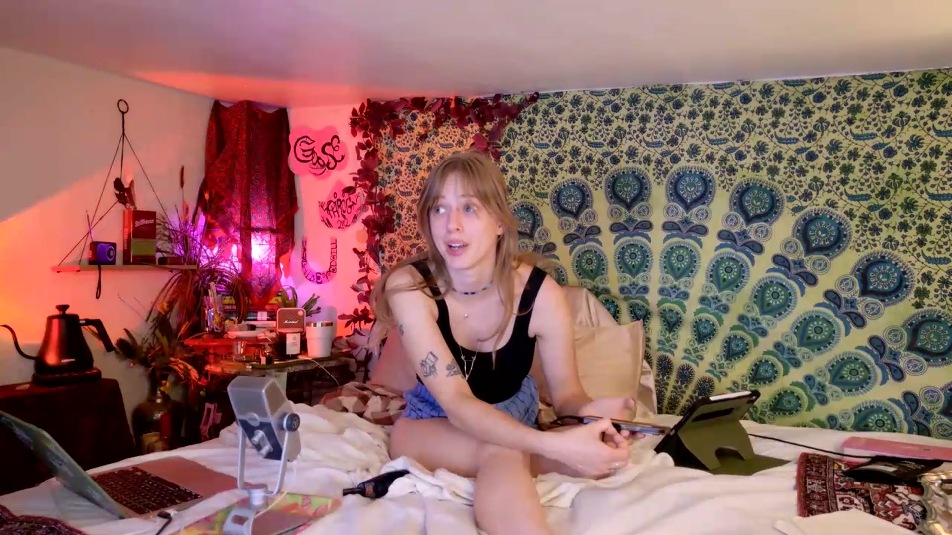 Gallery image thumbnail from ellispierce's myfreecams stream on, 05/24/2026, 06:34 image 16 of 20