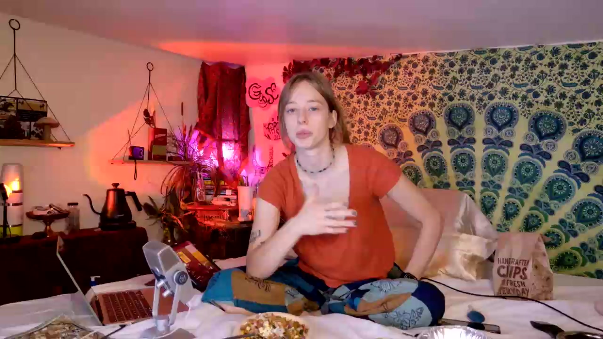 Gallery image thumbnail from ellispierce's myfreecams stream on, 06/01/2026, 07:19 image 1 of 20