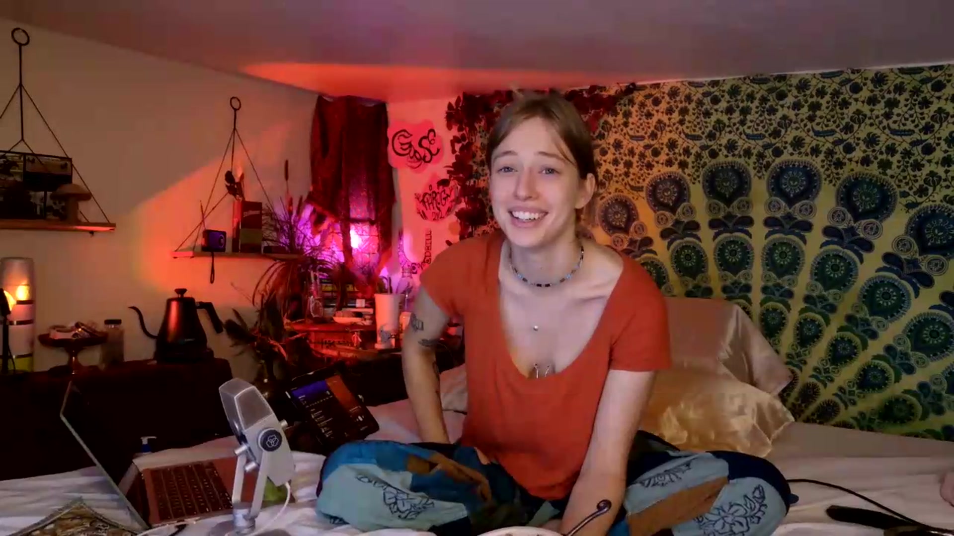 Gallery image thumbnail from ellispierce's myfreecams stream on, 06/01/2026, 07:19 image 12 of 20