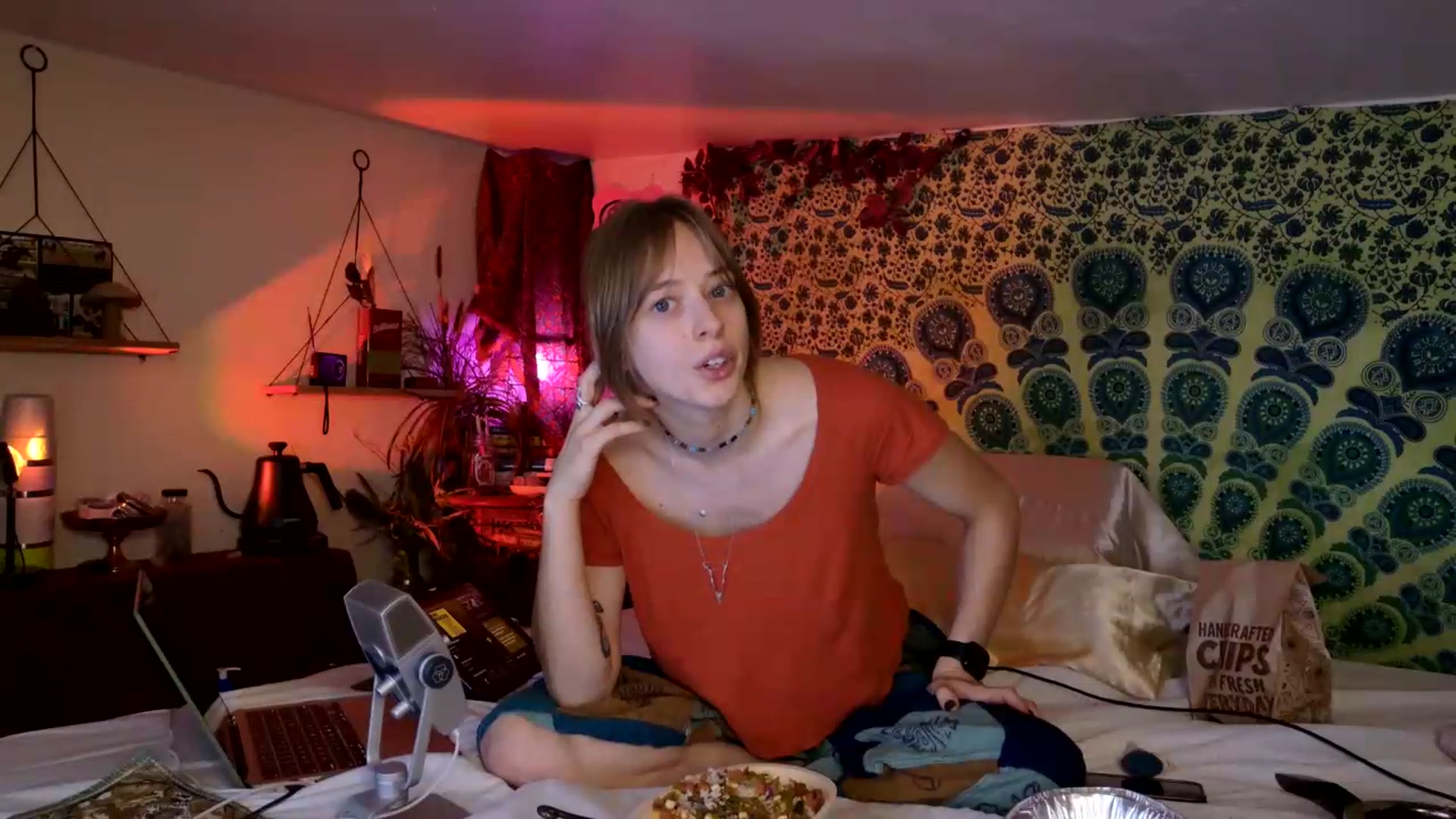 Gallery image thumbnail from ellispierce's myfreecams stream on, 06/01/2026, 07:19 image 2 of 20