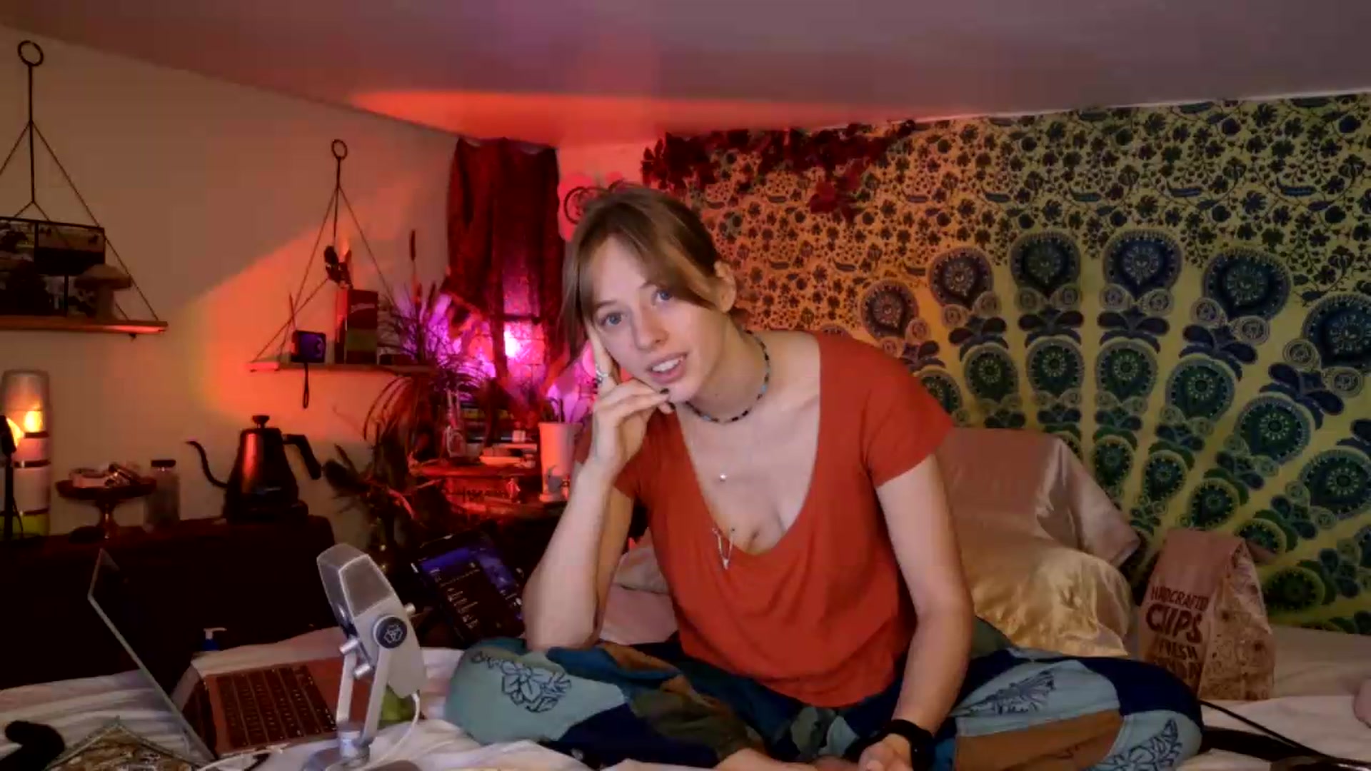 Gallery image thumbnail from ellispierce's myfreecams stream on, 06/01/2026, 07:19 image 10 of 20