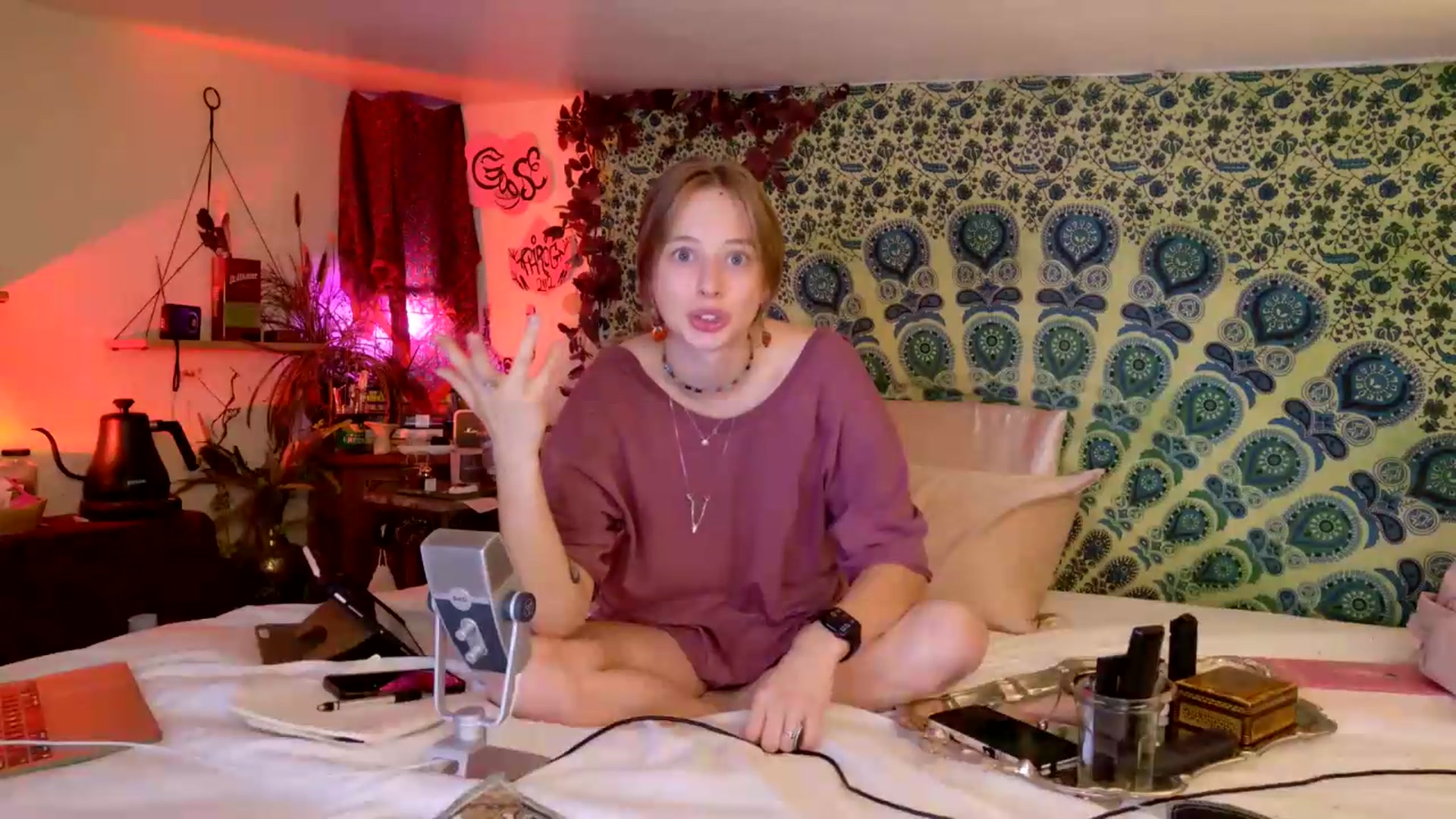 Gallery image thumbnail from ellispierce's myfreecams stream on, 06/11/2026, 09:27 image 7 of 20
