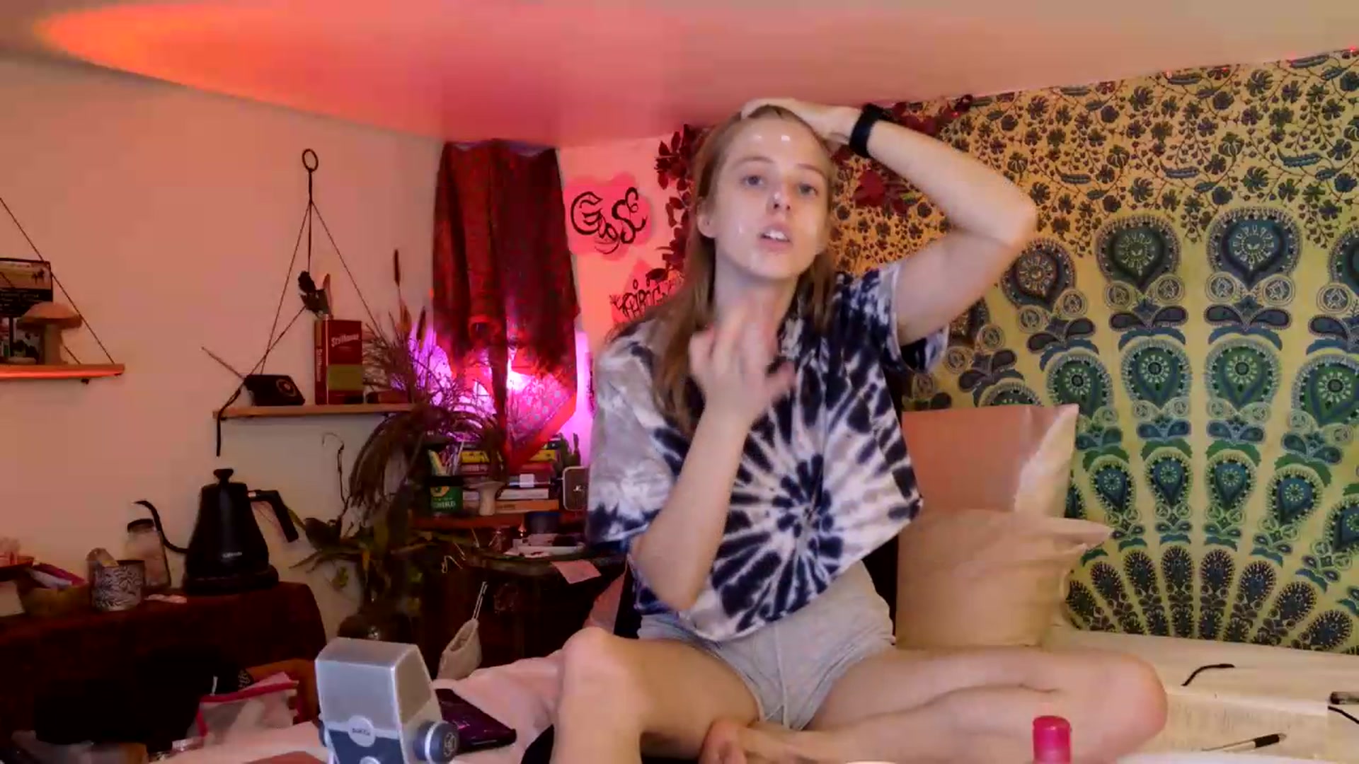 Gallery image thumbnail from ellispierce's myfreecams stream on, 06/29/2026, 07:37 image 2 of 20