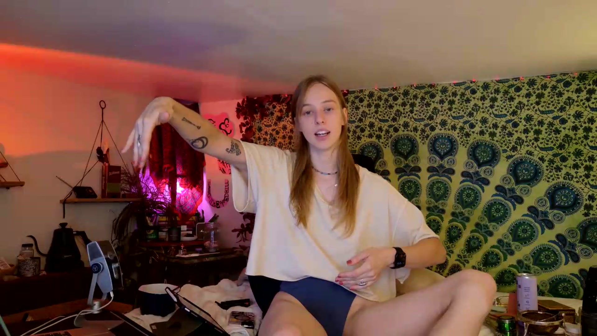 Gallery image thumbnail from ellispierce's myfreecams stream on, 07/09/2026, 10:06 image 8 of 20
