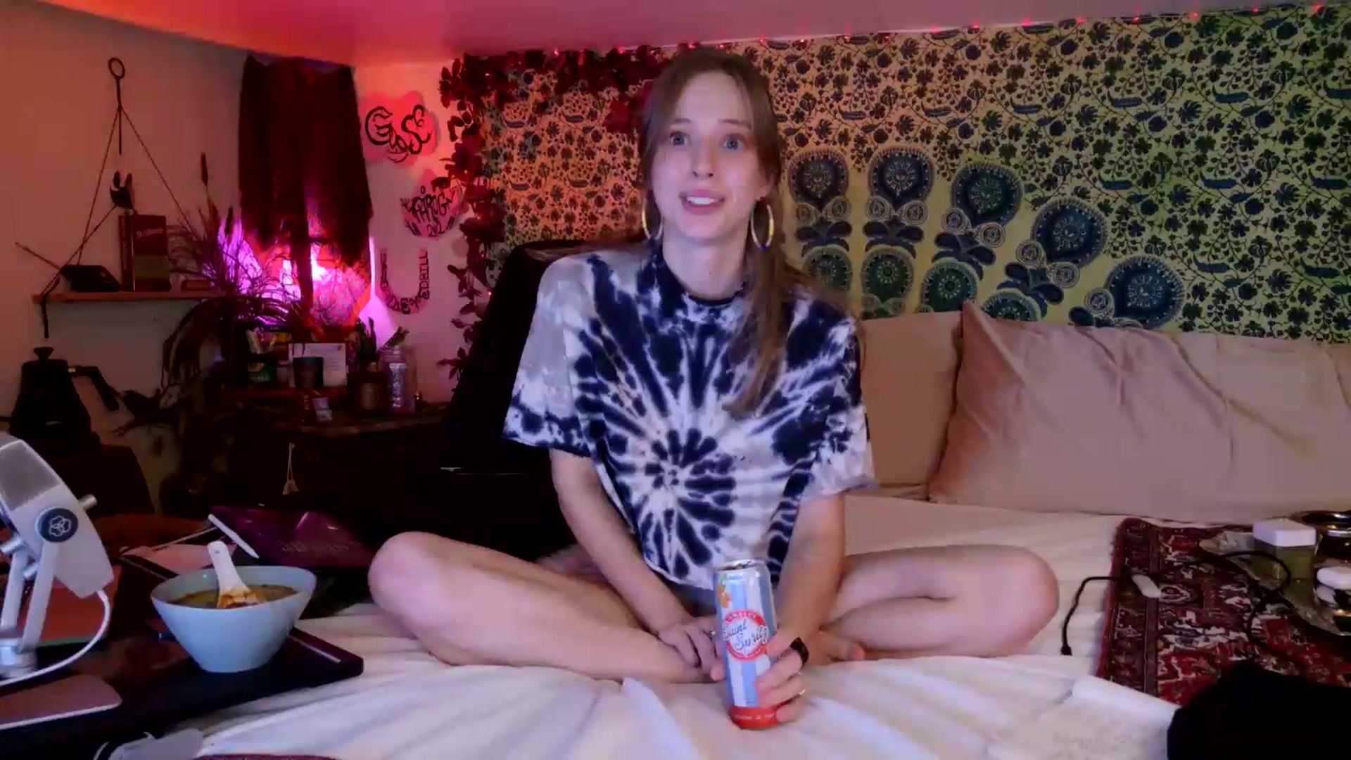 Gallery image thumbnail from ellispierce's myfreecams stream on, 07/29/2026, 09:07 image 9 of 20