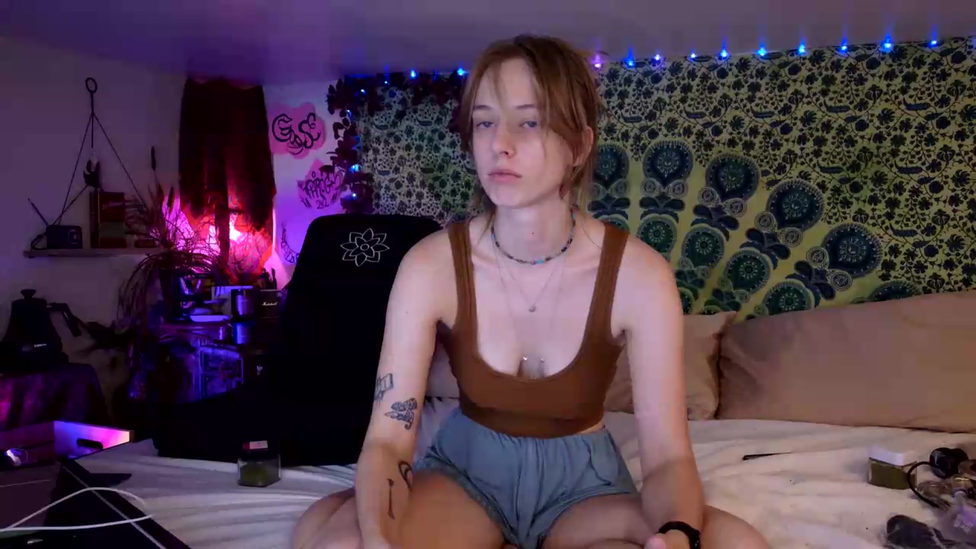 Gallery image thumbnail from ellispierce's myfreecams stream on, 08/11/2026, 07:21 image 2 of 20