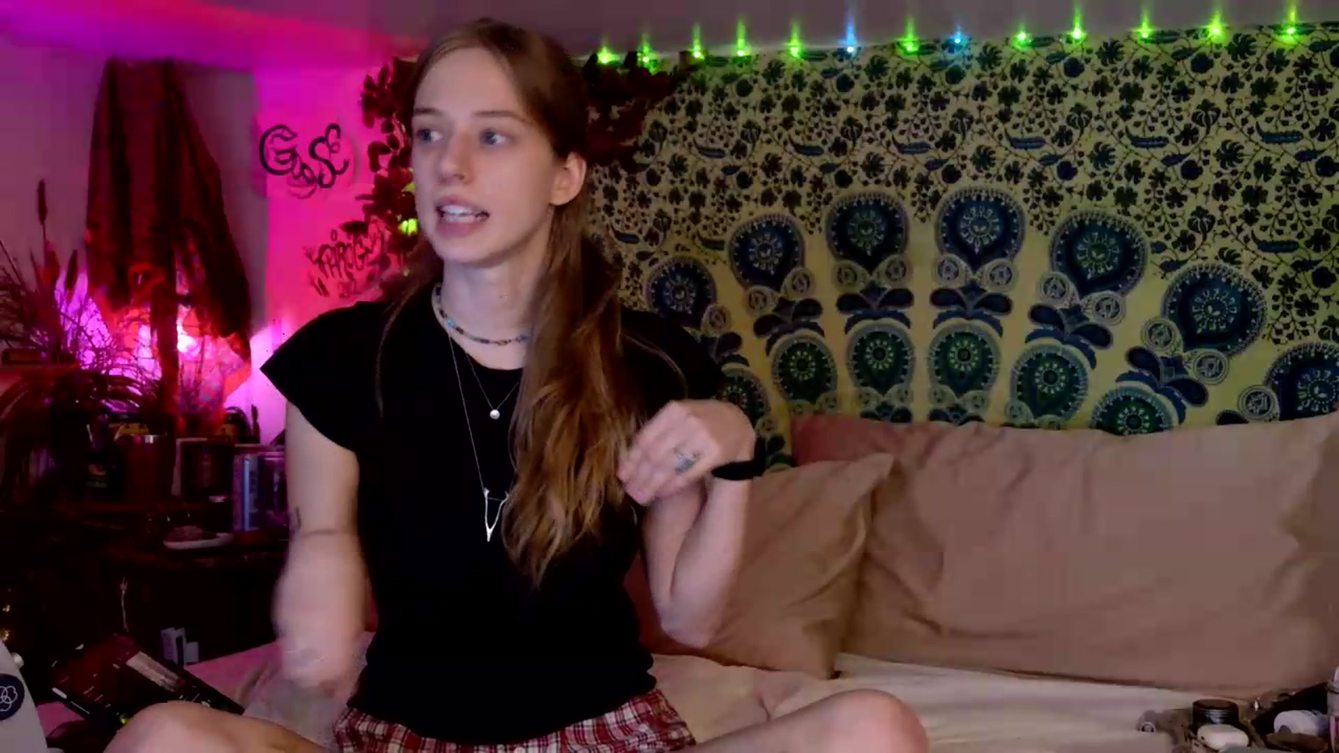 Gallery image thumbnail from ellispierce's myfreecams stream on, 08/30/2026, 09:06 image 7 of 20
