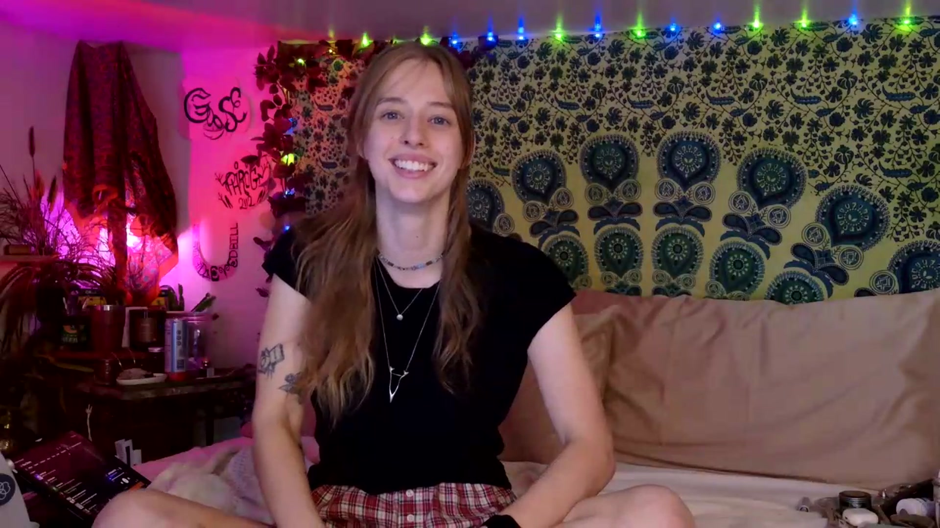 Gallery image thumbnail from ellispierce's myfreecams stream on, 08/30/2026, 09:06 image 5 of 20