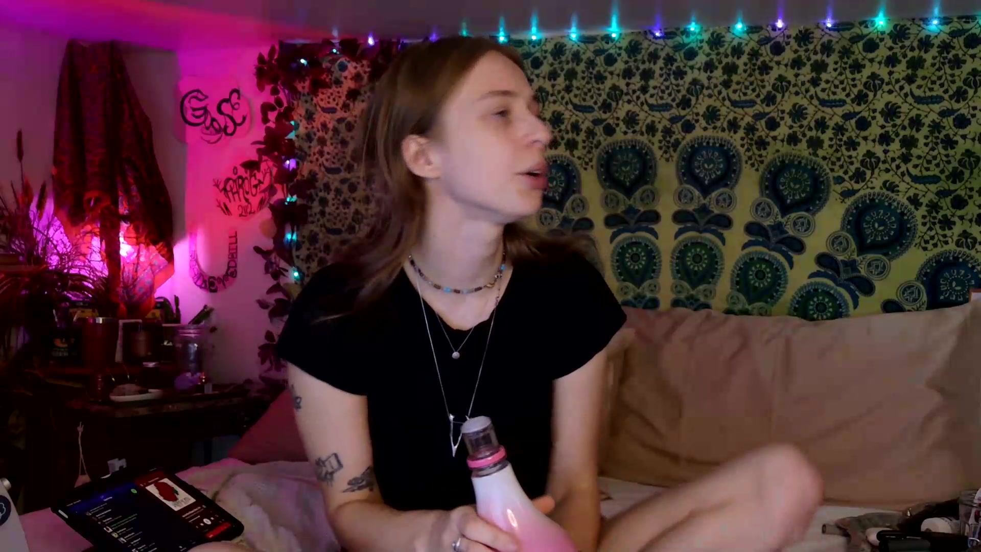 Gallery image thumbnail from ellispierce's myfreecams stream on, 08/30/2026, 09:06 image 14 of 20