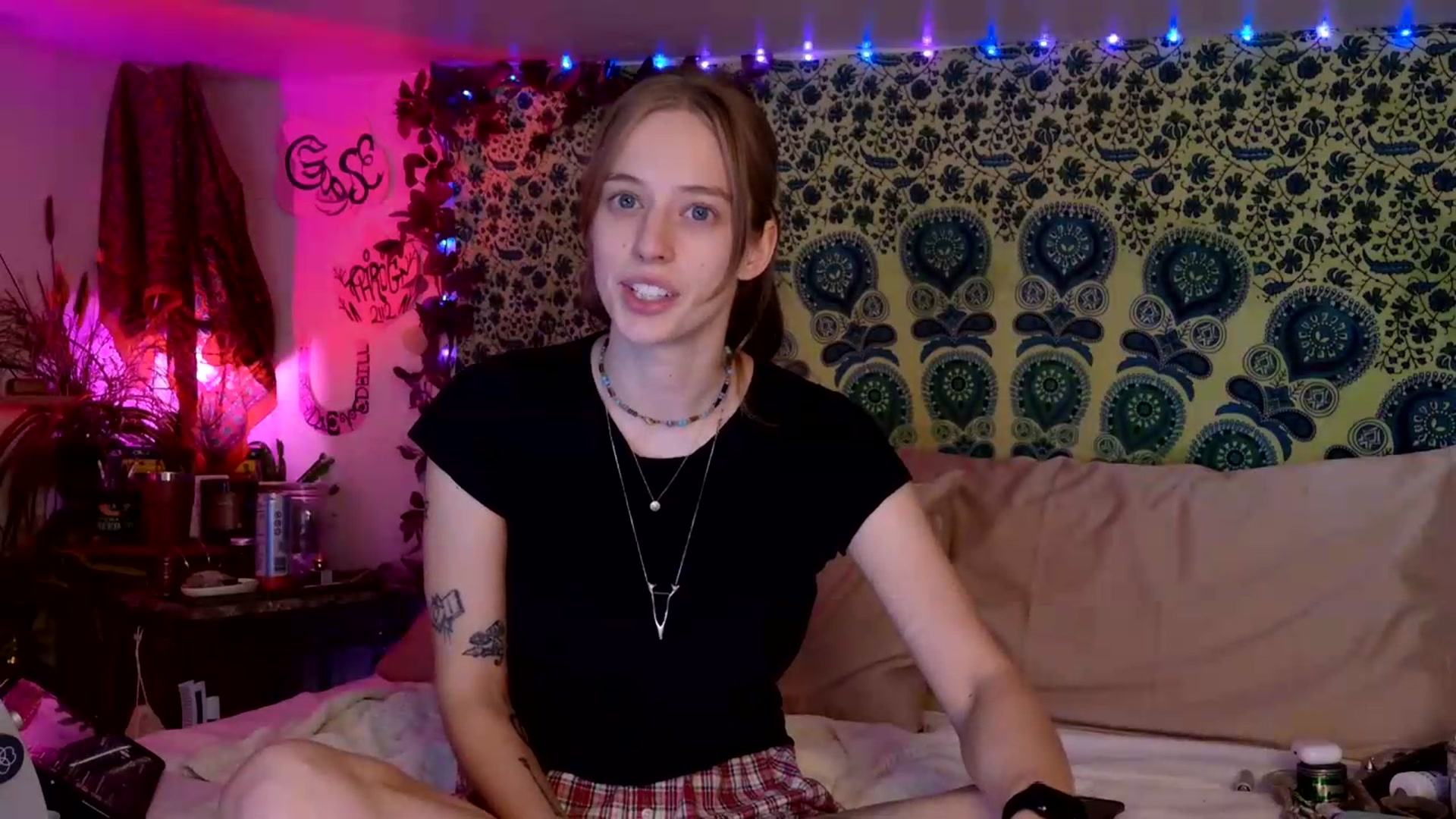 Gallery image thumbnail from ellispierce's myfreecams stream on, 08/30/2026, 09:06 image 4 of 20