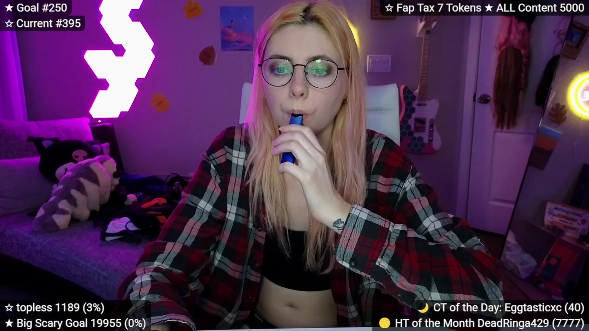 Gallery image thumbnail from elunaxc's myfreecams stream on, 11/29/2025, 04:01 image 2 of 20