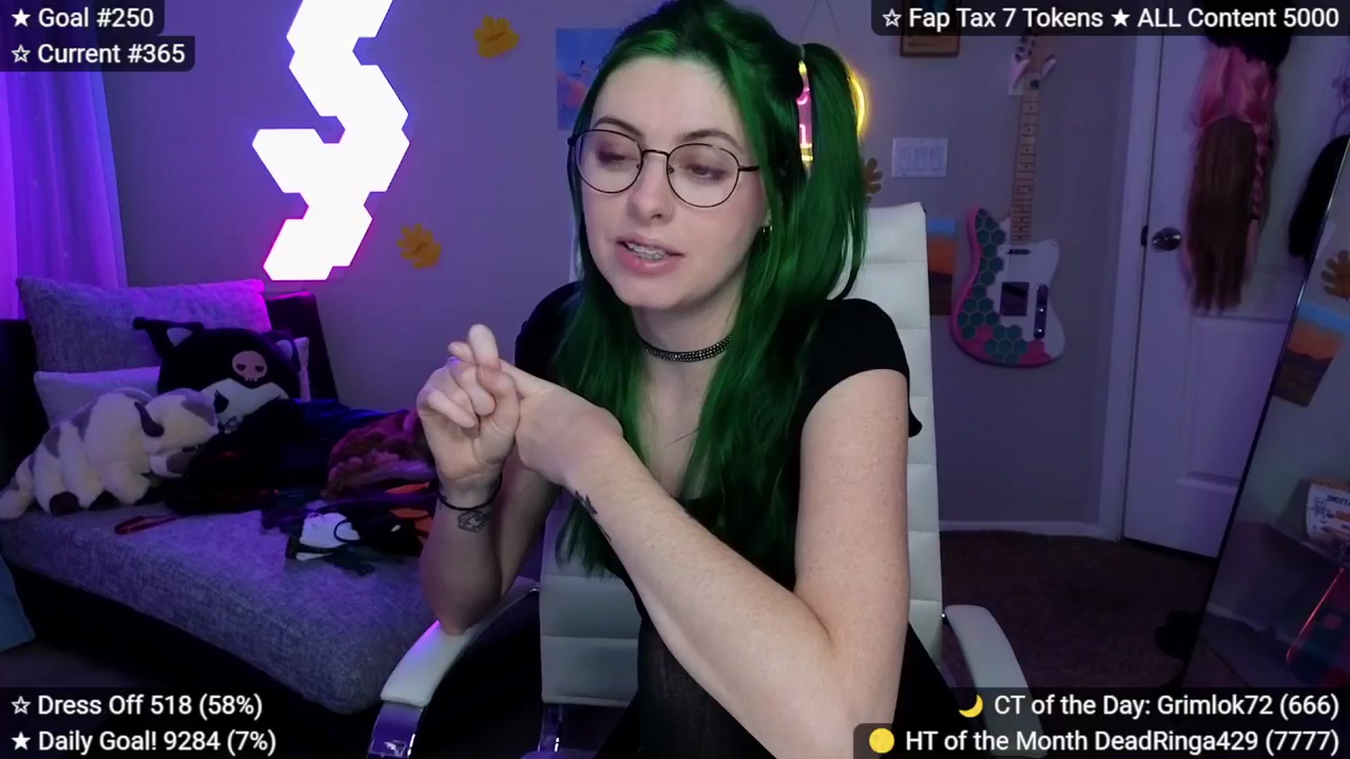 Gallery image thumbnail from elunaxc's myfreecams stream on, 12/01/2025, 02:34 image 1 of 20