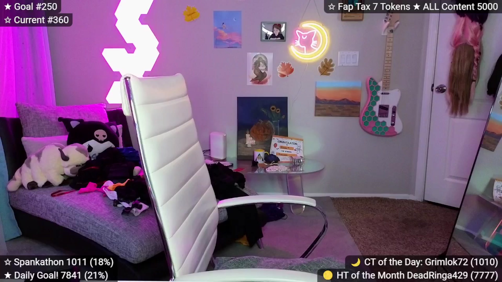 Gallery image thumbnail from elunaxc's myfreecams stream on, 12/01/2025, 02:34 image 5 of 20