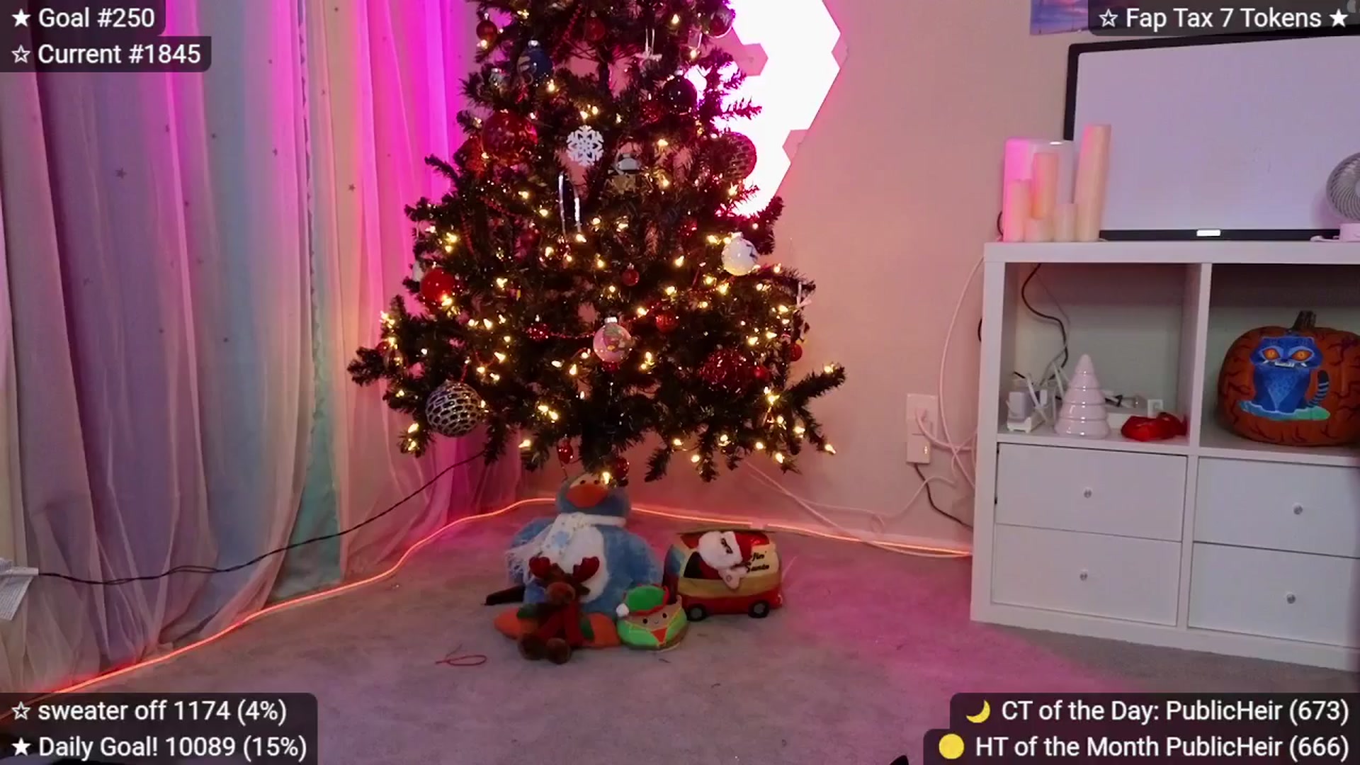 Gallery image thumbnail from elunaxc's myfreecams stream on, 12/05/2025, 03:42 image 8 of 20