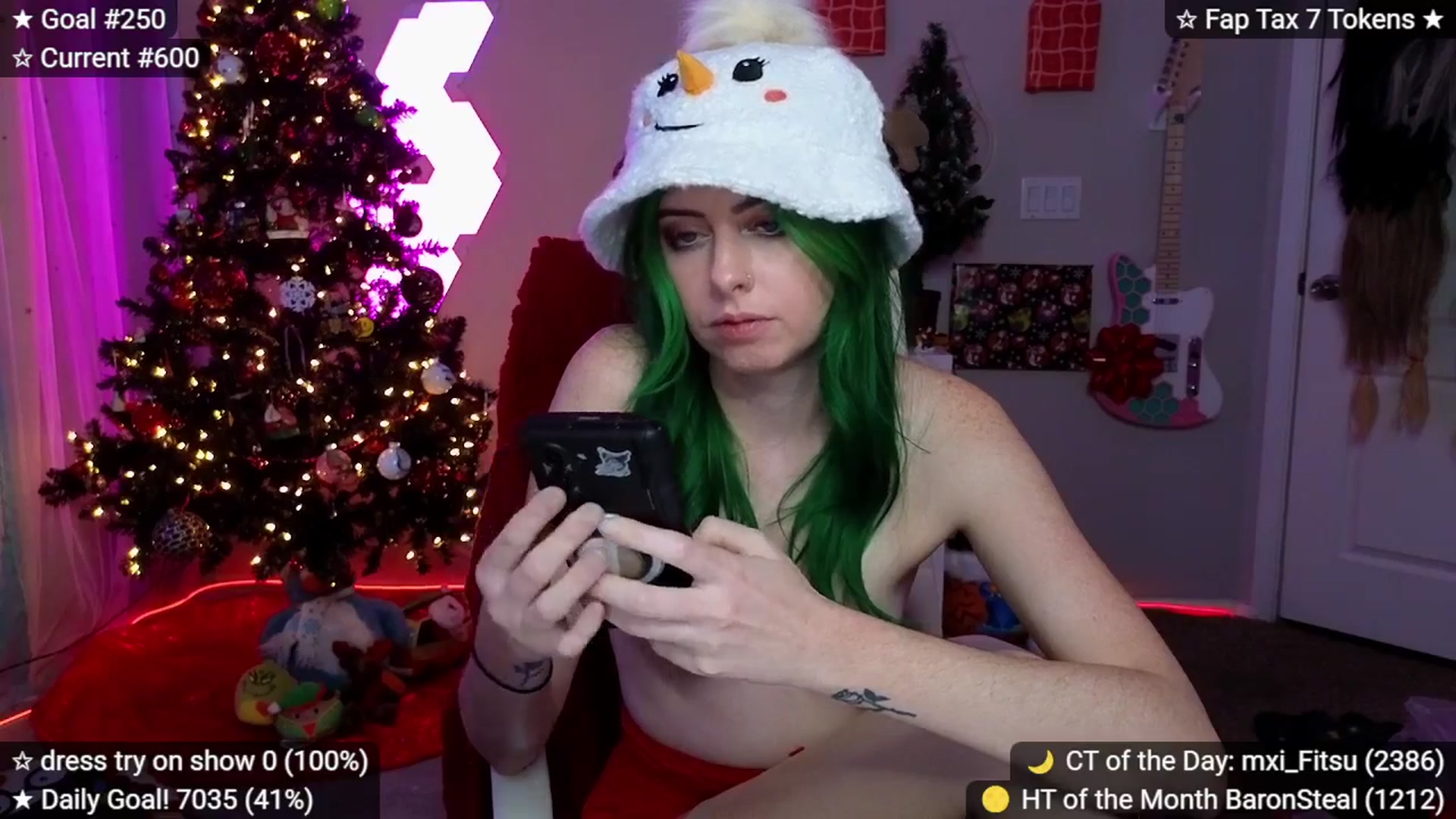 Gallery image thumbnail from elunaxc's myfreecams stream on, 12/06/2025, 04:05 image 15 of 20