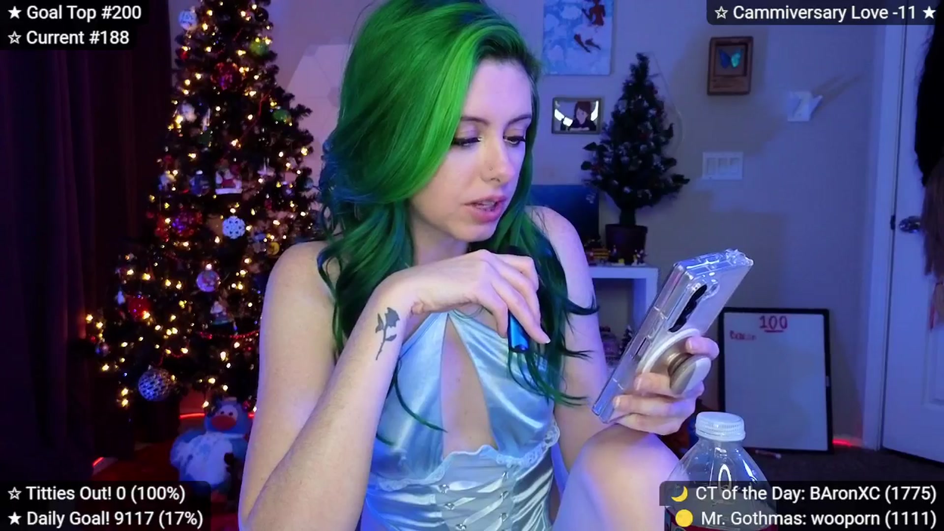 Gallery image thumbnail from elunaxc's myfreecams stream on, 01/04/2026, 04:06 image 6 of 20