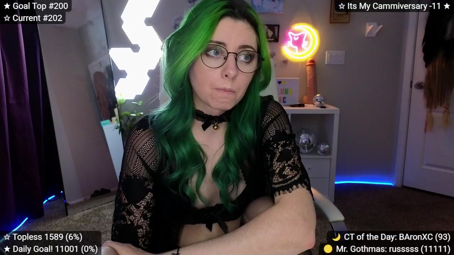 Gallery image thumbnail from elunaxc's myfreecams stream on, 01/18/2026, 04:09 image 6 of 20