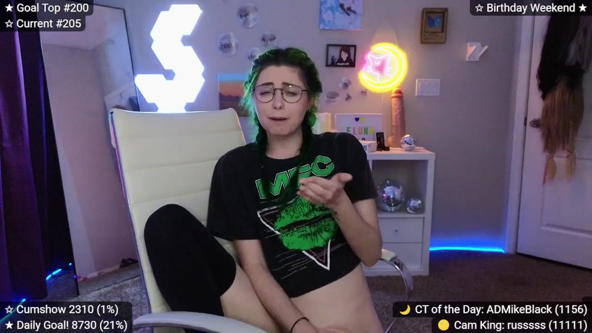 Gallery image thumbnail from elunaxc's myfreecams stream on, 01/31/2026, 03:42 image 17 of 20
