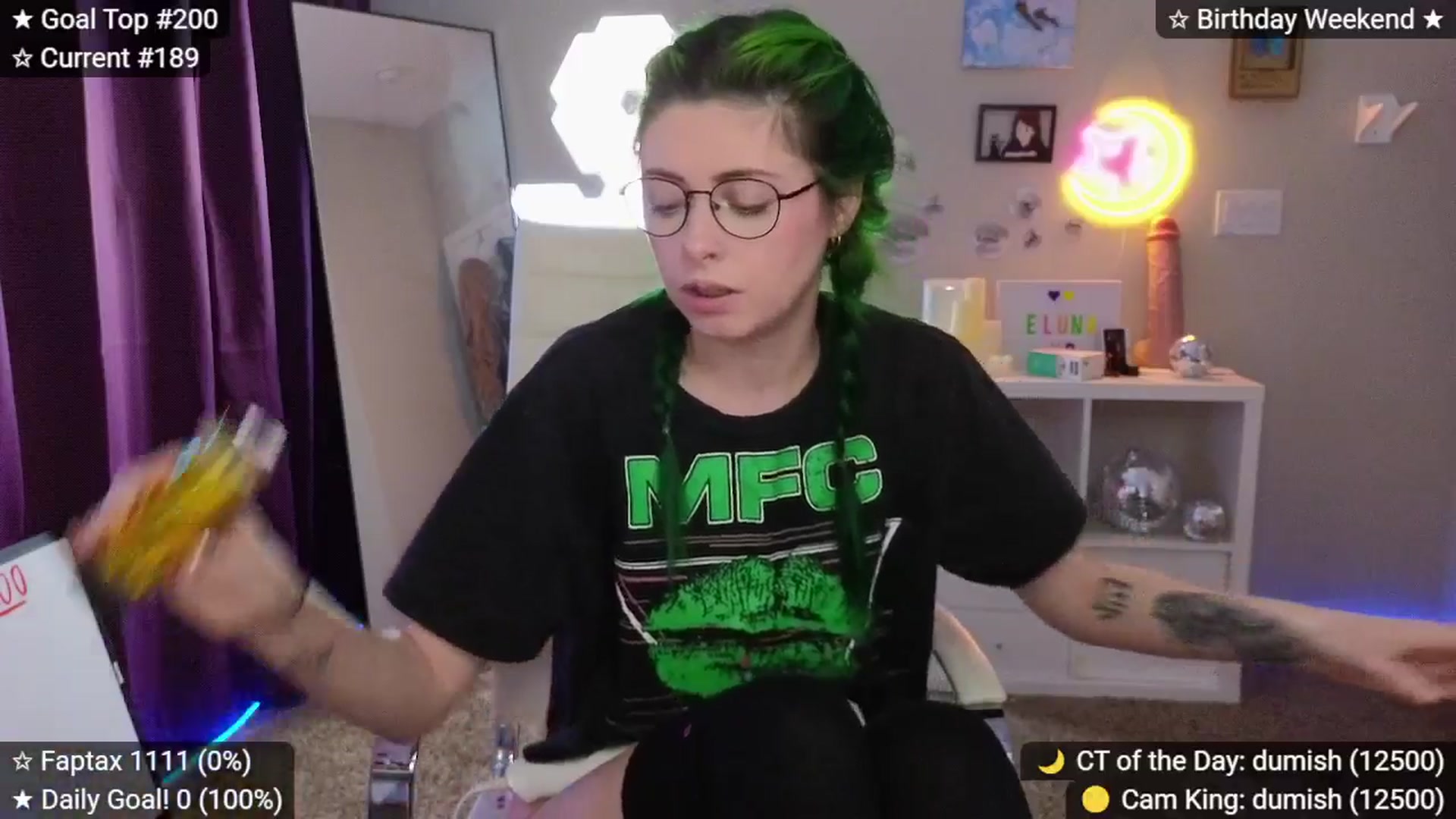 Gallery image thumbnail from elunaxc's myfreecams stream on, 01/31/2026, 03:42 image 18 of 20
