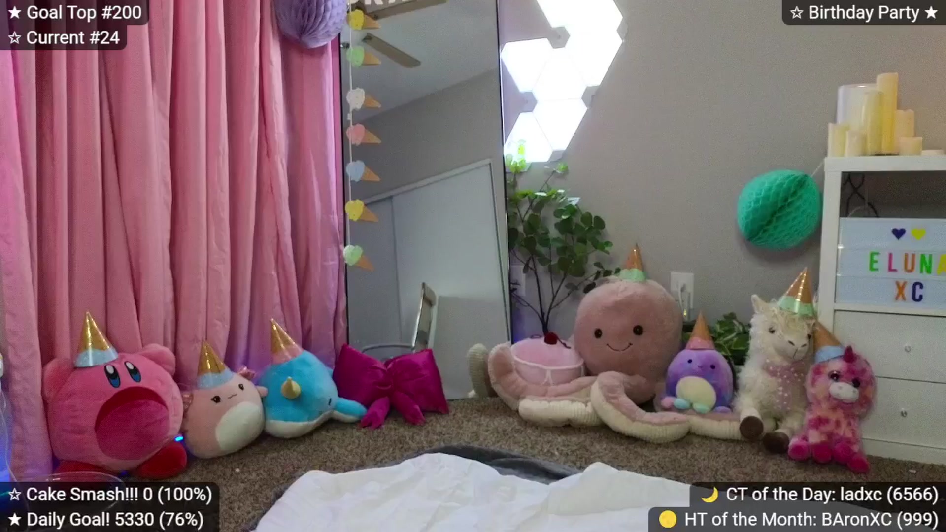 Gallery image thumbnail from elunaxc's myfreecams stream on, 02/02/2026, 04:04 image 15 of 20