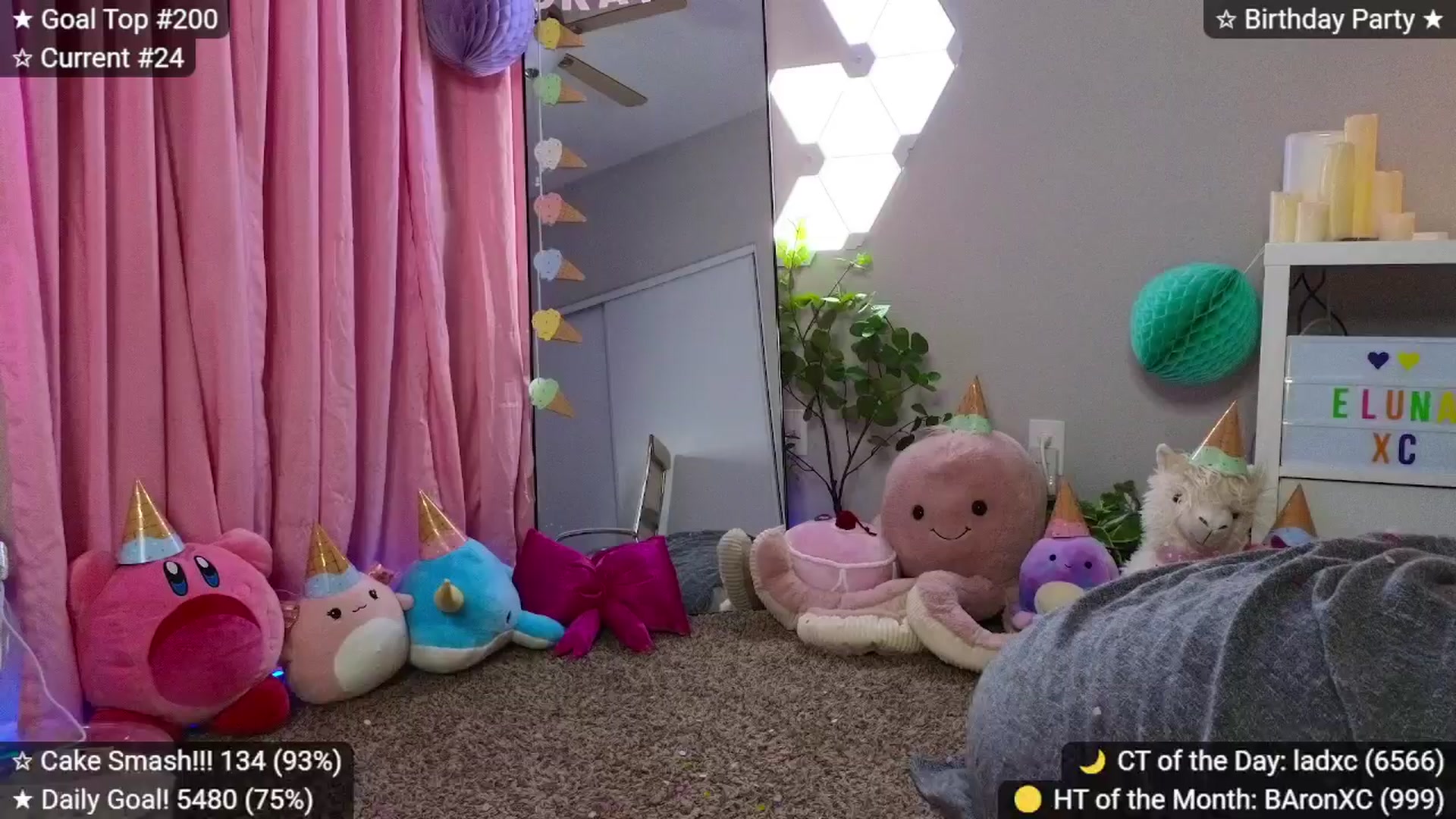 Gallery image thumbnail from elunaxc's myfreecams stream on, 02/02/2026, 04:04 image 14 of 20