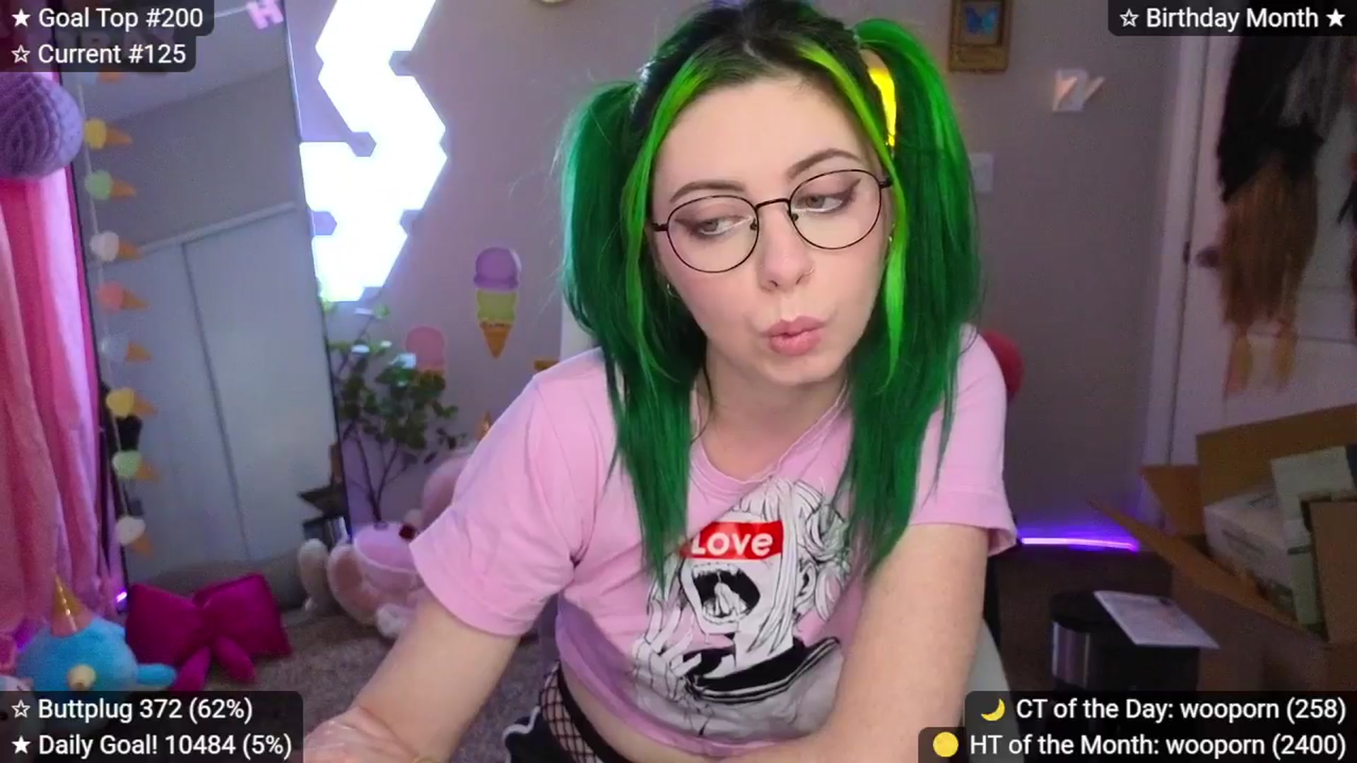 Gallery image thumbnail from elunaxc's myfreecams stream on, 02/08/2026, 03:28 image 10 of 20