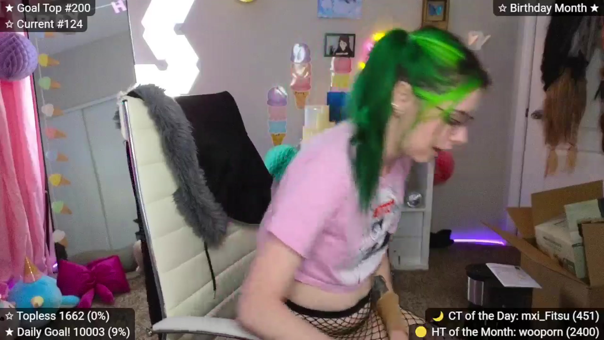 Gallery image thumbnail from elunaxc's myfreecams stream on, 02/08/2026, 03:28 image 11 of 20