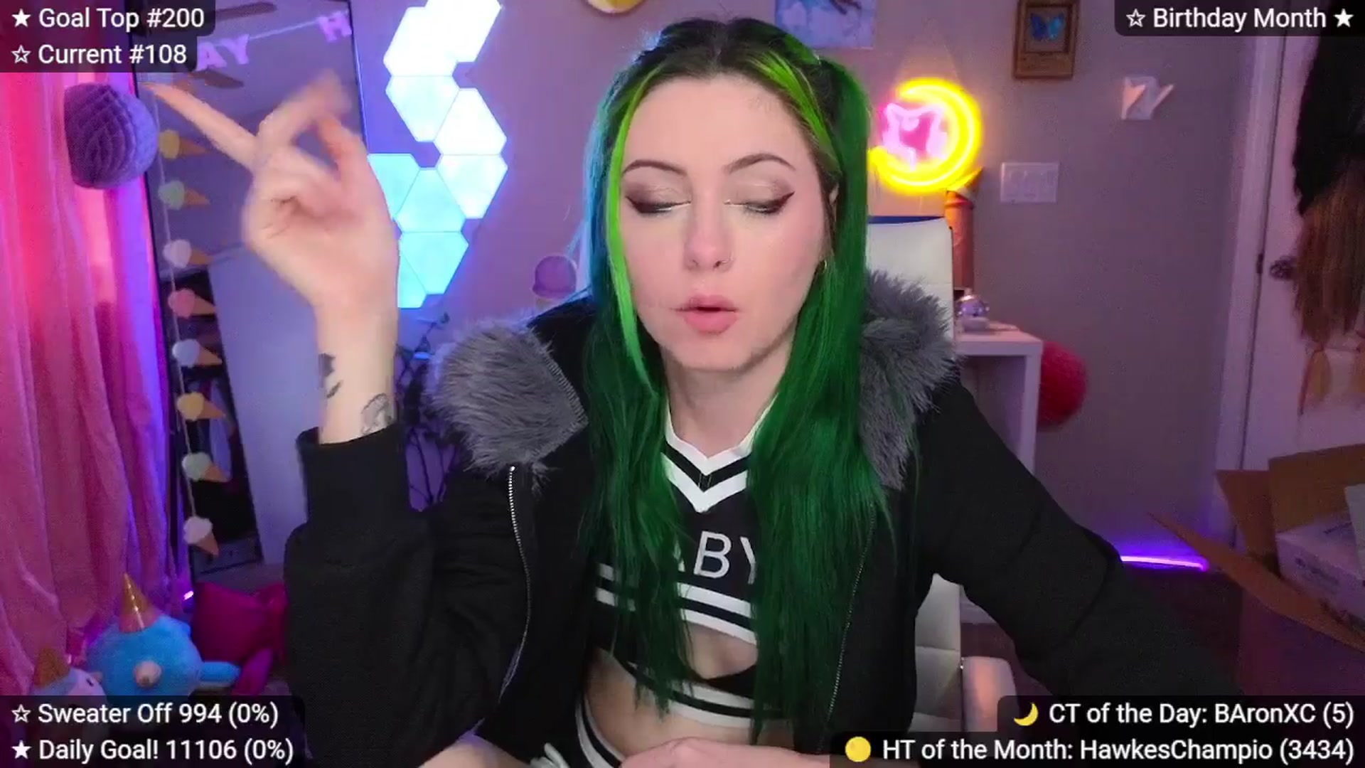 Gallery image thumbnail from elunaxc's myfreecams stream on, 02/09/2026, 01:27 image 4 of 20