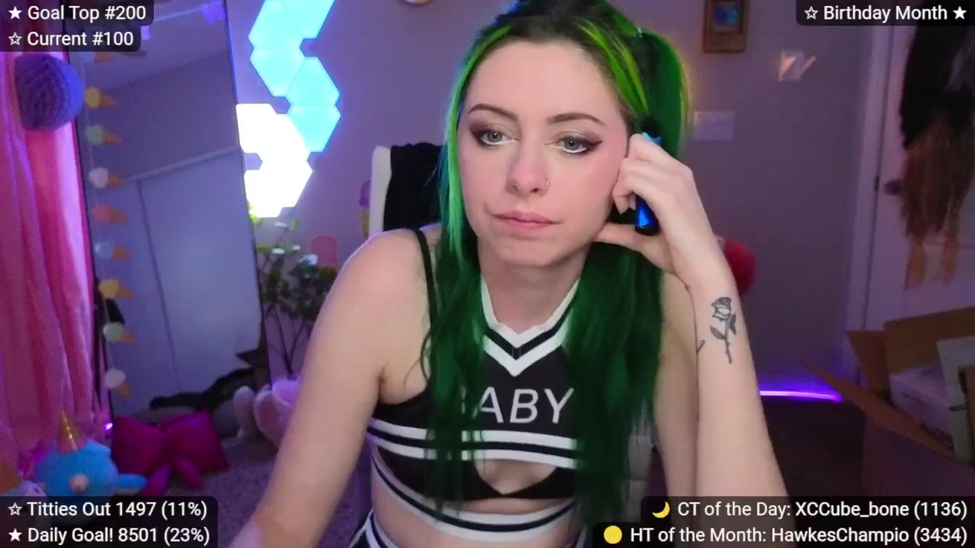 Gallery image thumbnail from elunaxc's myfreecams stream on, 02/09/2026, 01:27 image 17 of 20