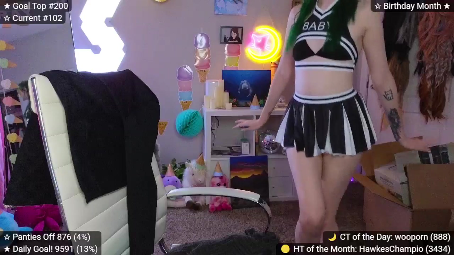 Gallery image thumbnail from elunaxc's myfreecams stream on, 02/09/2026, 01:27 image 15 of 20