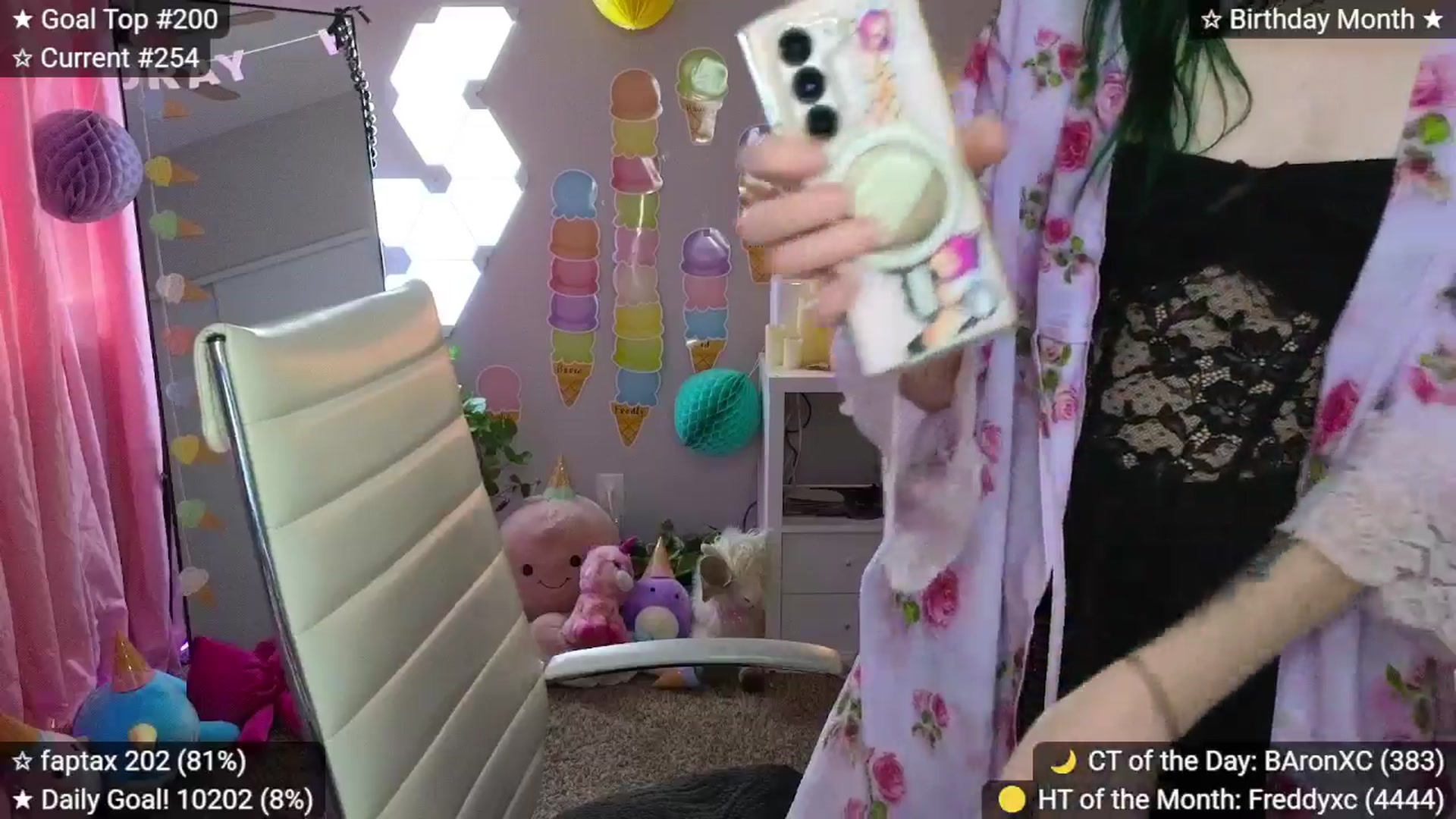 Gallery image thumbnail from elunaxc's myfreecams stream on, 02/22/2026, 02:54 image 3 of 20