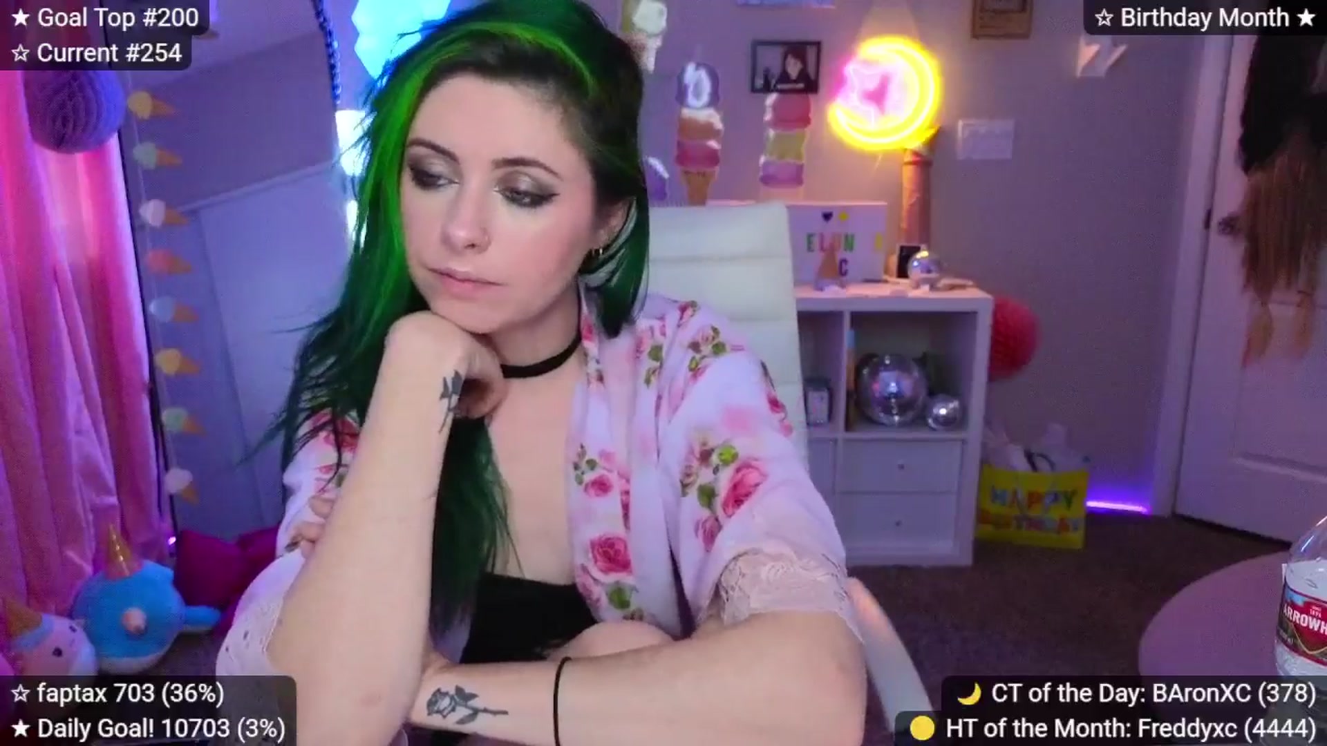 Gallery image thumbnail from elunaxc's myfreecams stream on, 02/22/2026, 02:54 image 2 of 20