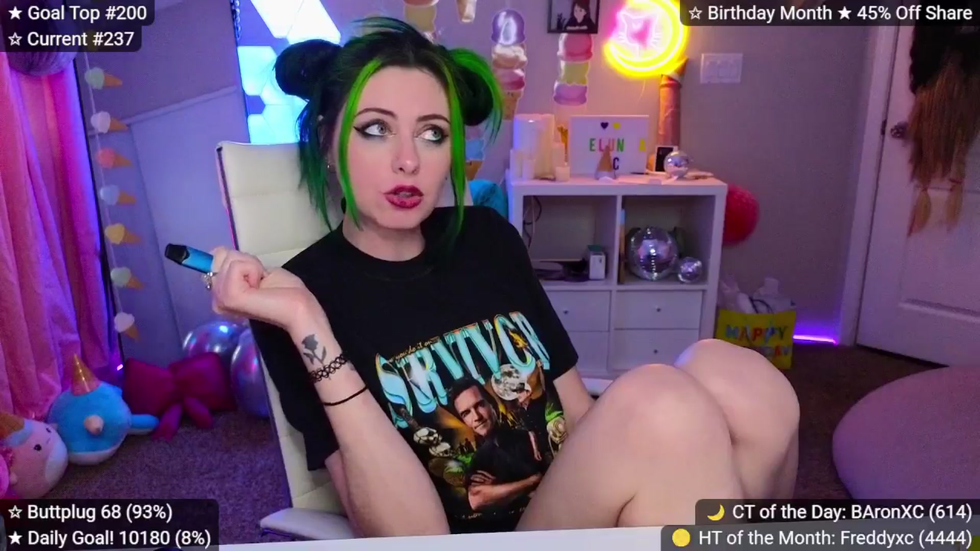 Gallery image thumbnail from elunaxc's myfreecams stream on, 02/23/2026, 04:08 image 7 of 20
