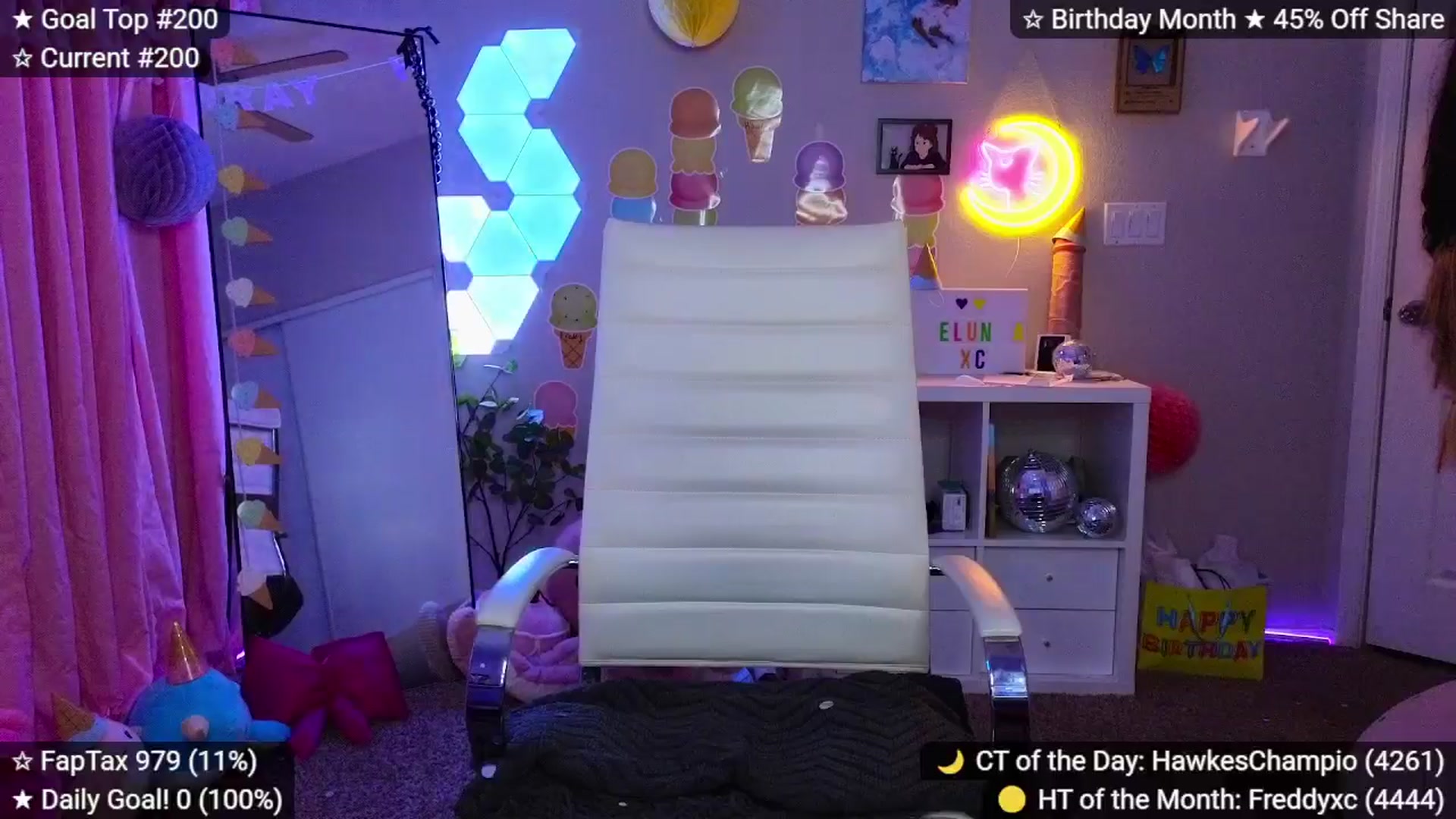 Gallery image thumbnail from elunaxc's myfreecams stream on, 02/23/2026, 04:08 image 17 of 20